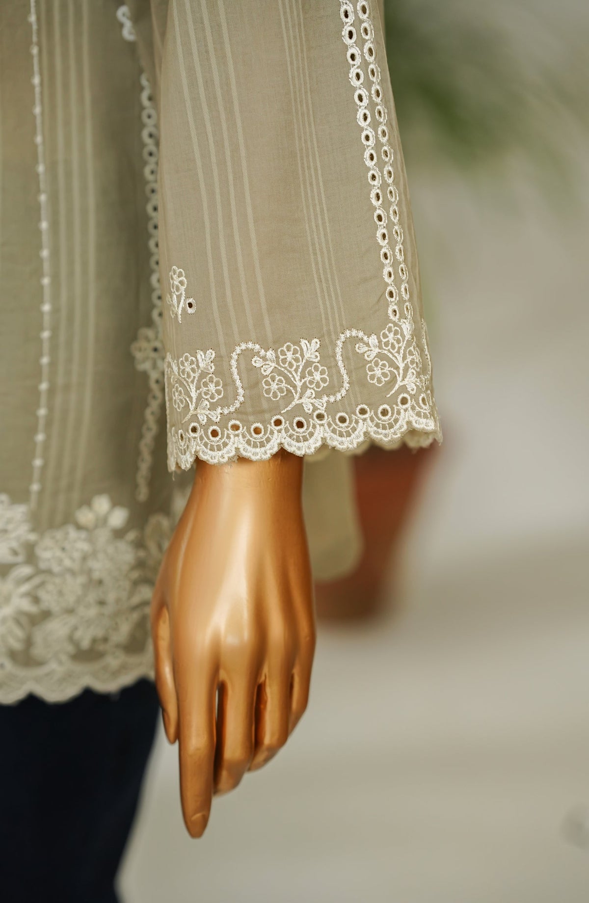 Amna Khadija Urban Fusion Embroidered Dobby Cambric Slub Stitched Western Top - UFWT-14 - AM26UFWT - Green - Casual Collection