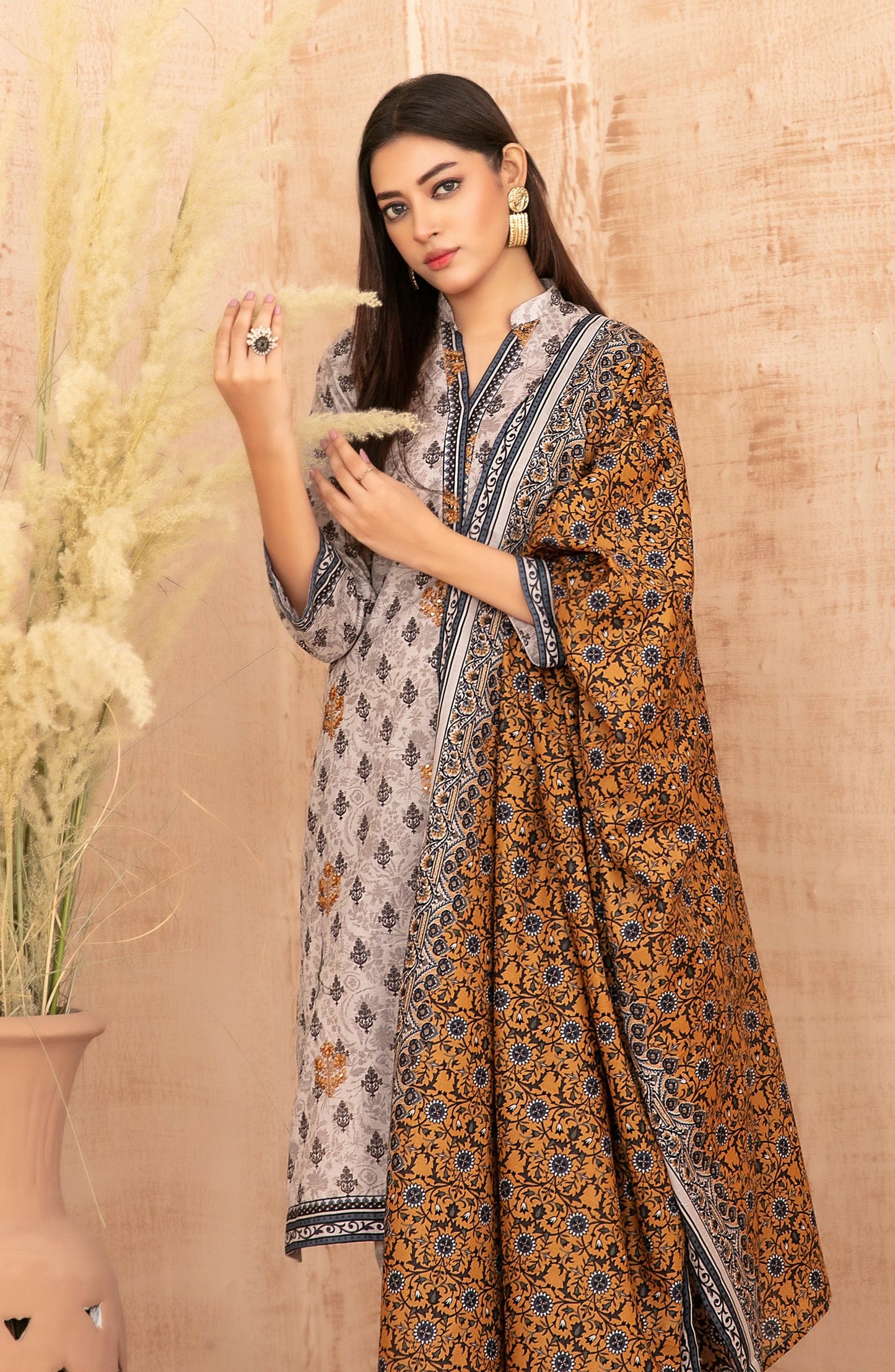 Areeka by Tawakkal Fabrics Embroidered Khaddar Unstitched 3 Piece Suit - D-5297 - TF25AKA - Beige - Winter Collection