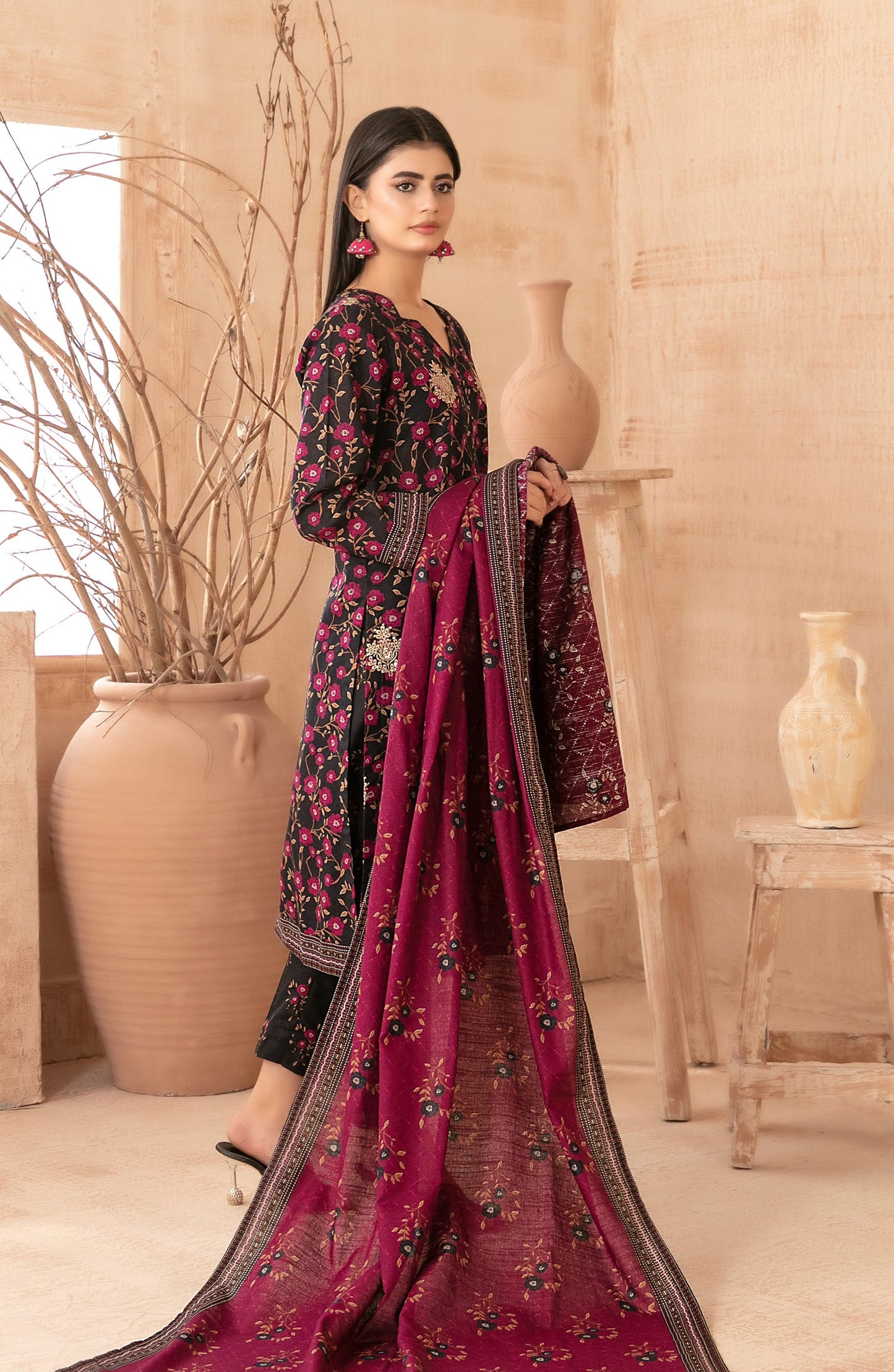 Areeka by Tawakkal Fabrics Embroidered Khaddar Unstitched 3 Piece Suit - D-5294 - TF25AKA - Pink - Winter Collection