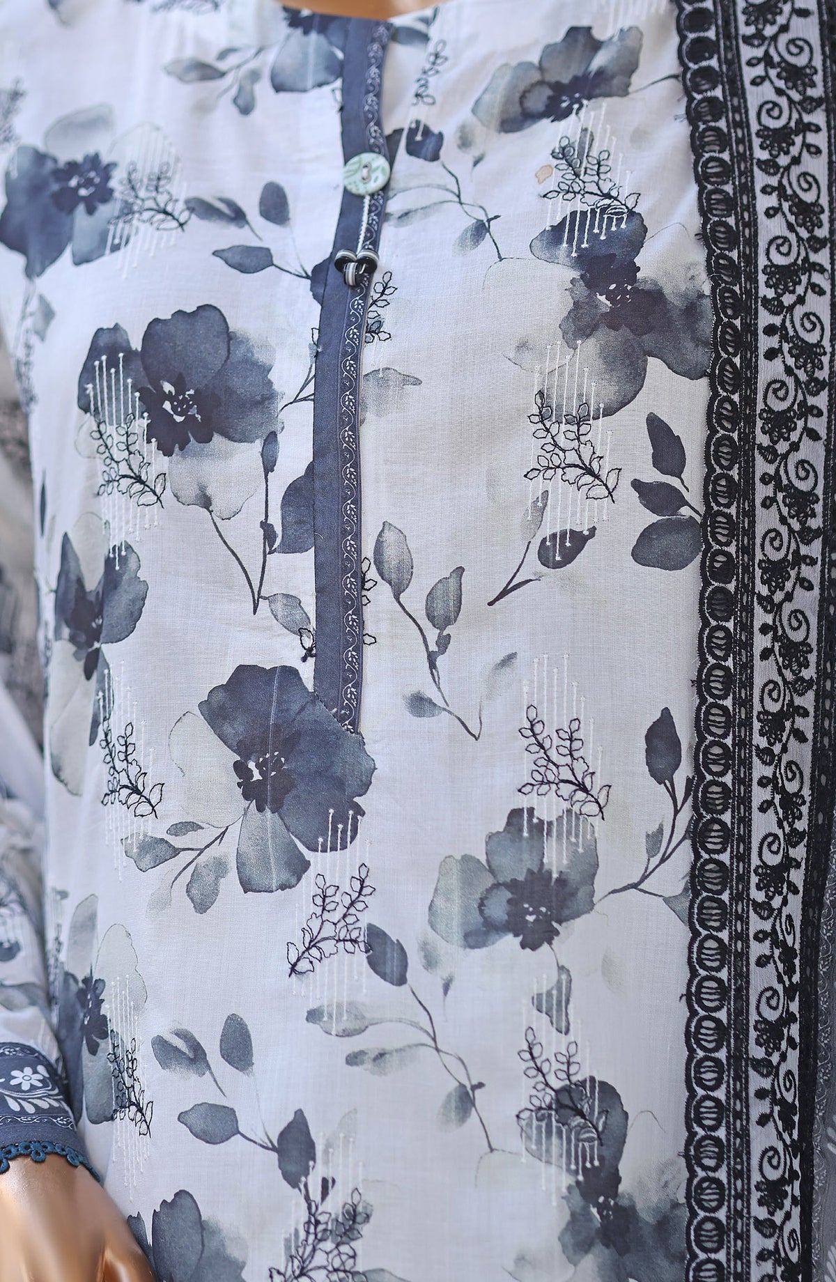 Dhagakari by HZ Textile Embroidered Lawn Unstitched 3 Piece Suit - D-08 - HZ26DGK - White - Summer Collection