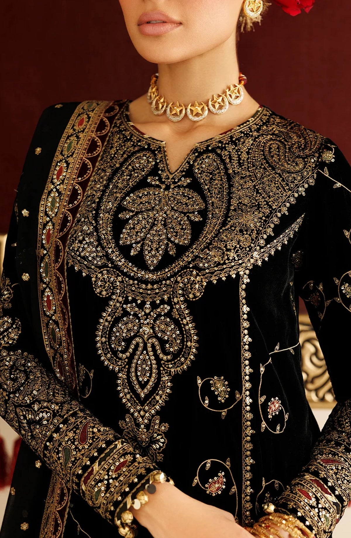Jazmin Chandni Embroidered Velvet Unstitched 3 Piece Suit - D05 - JZ26CD - Black - Winter Collection