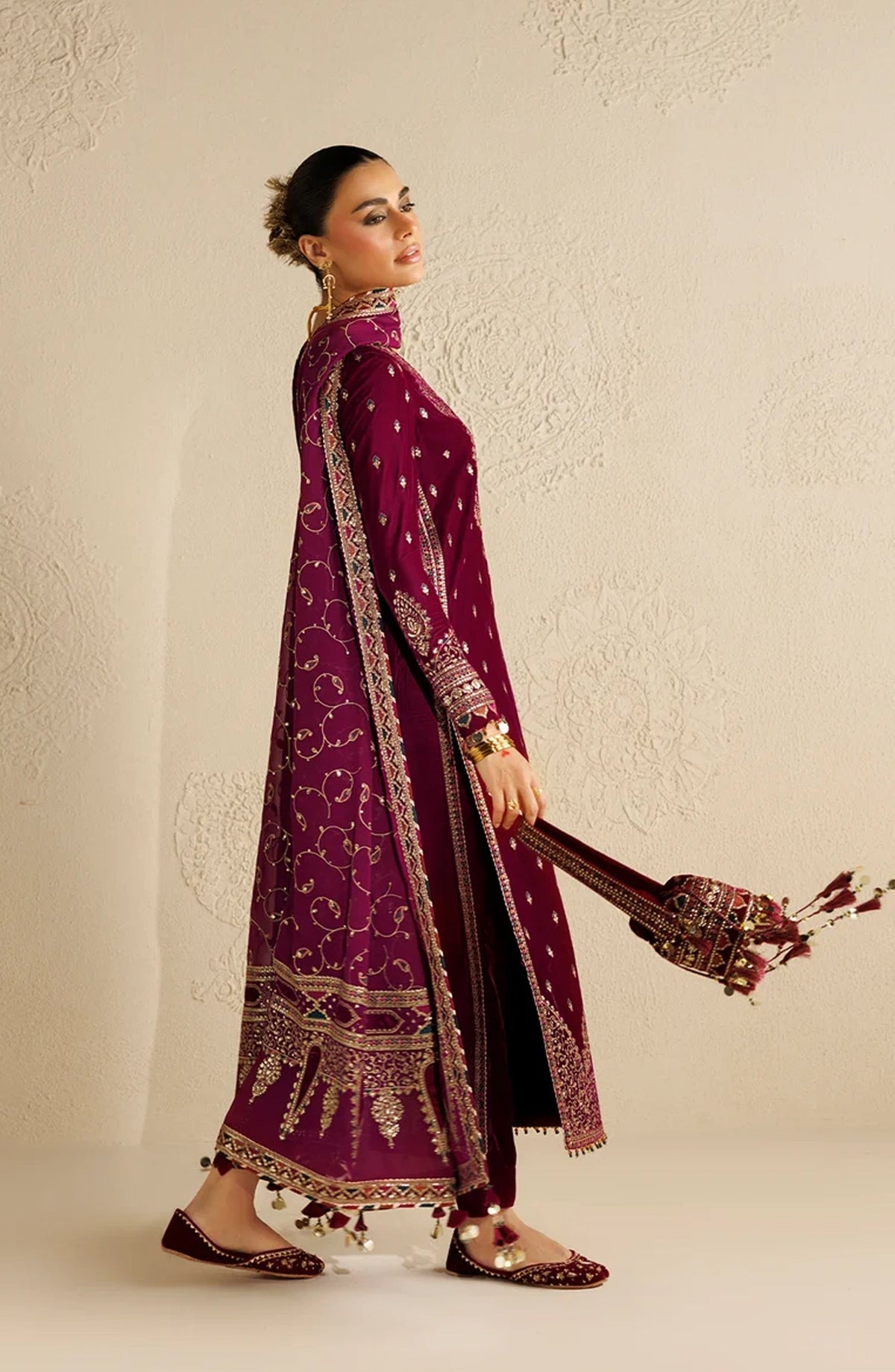 Jazmin Chandni Embroidered Velvet Unstitched 3 Piece Suit - D12 - JZ26CD - Pink - Winter Collection