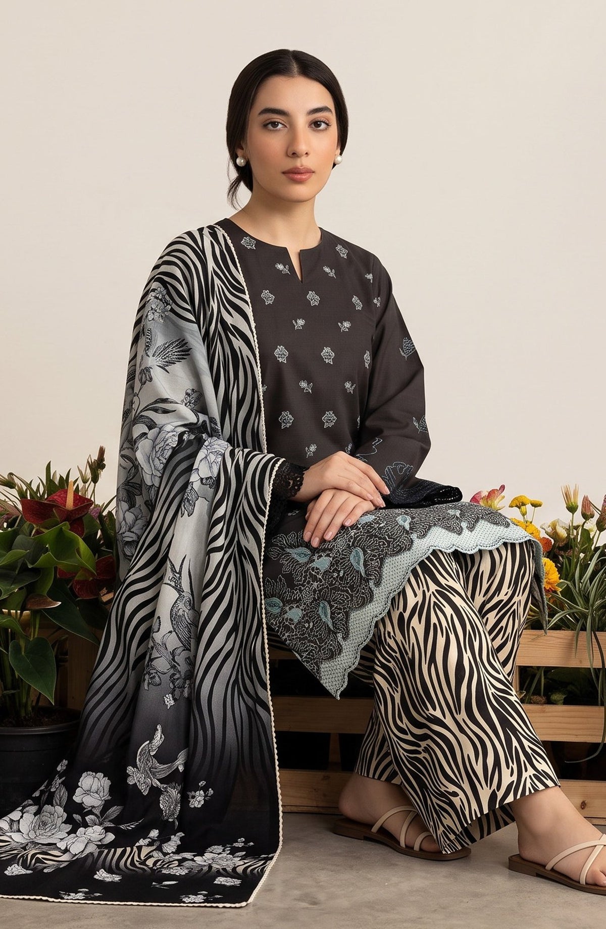 Jeem by Chikankari Khaddar Unstitched 3 Piece Suit - D-01 - AK26KJ - Black - Winter Collection