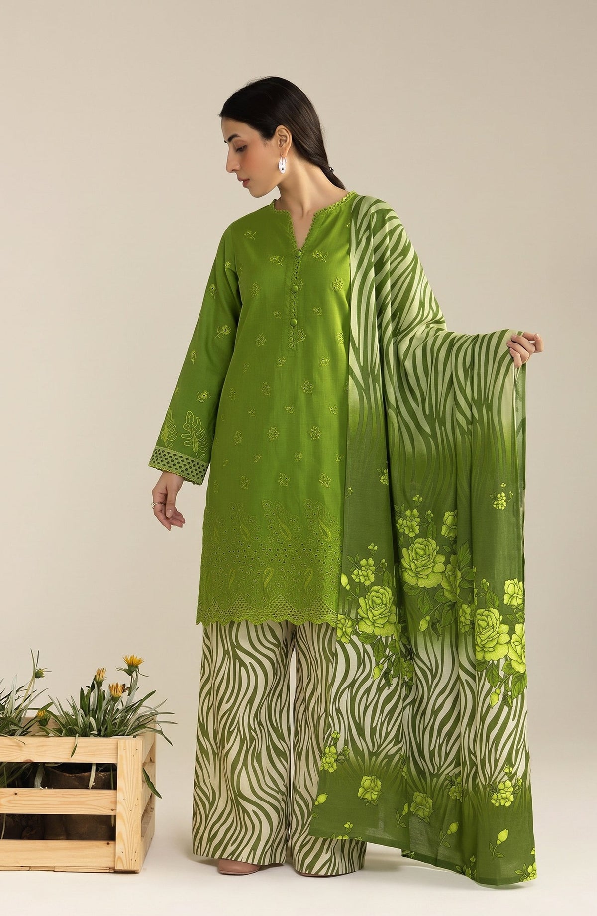 Jeem by Chikankari Khaddar Unstitched 3 Piece Suit - D-02 - AK26KJ - Green - Winter Collection