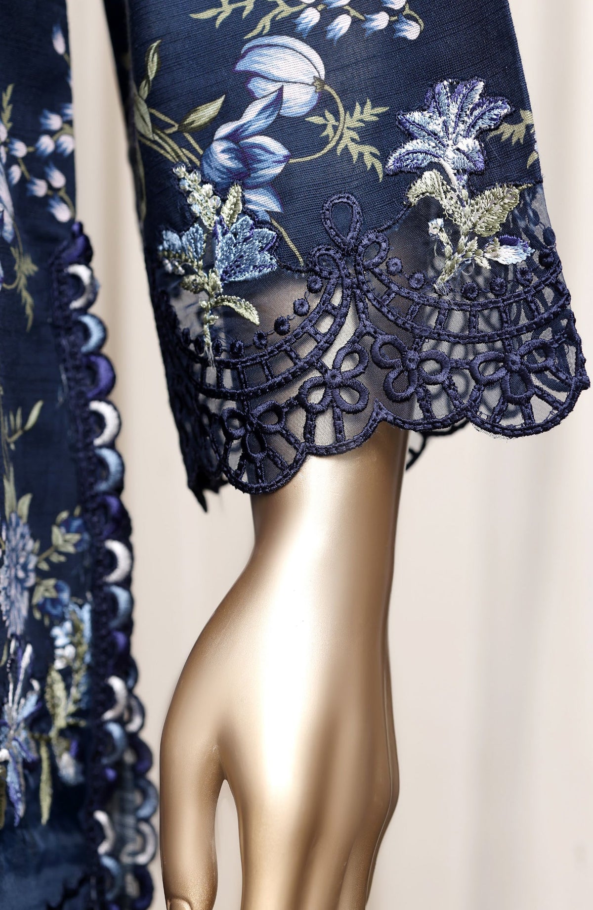 Raya by Sadabahar Embroidered Khaddar Stitched 3 Piece Suit - D-05 - SBD26DFS - Blue - Festive Collection