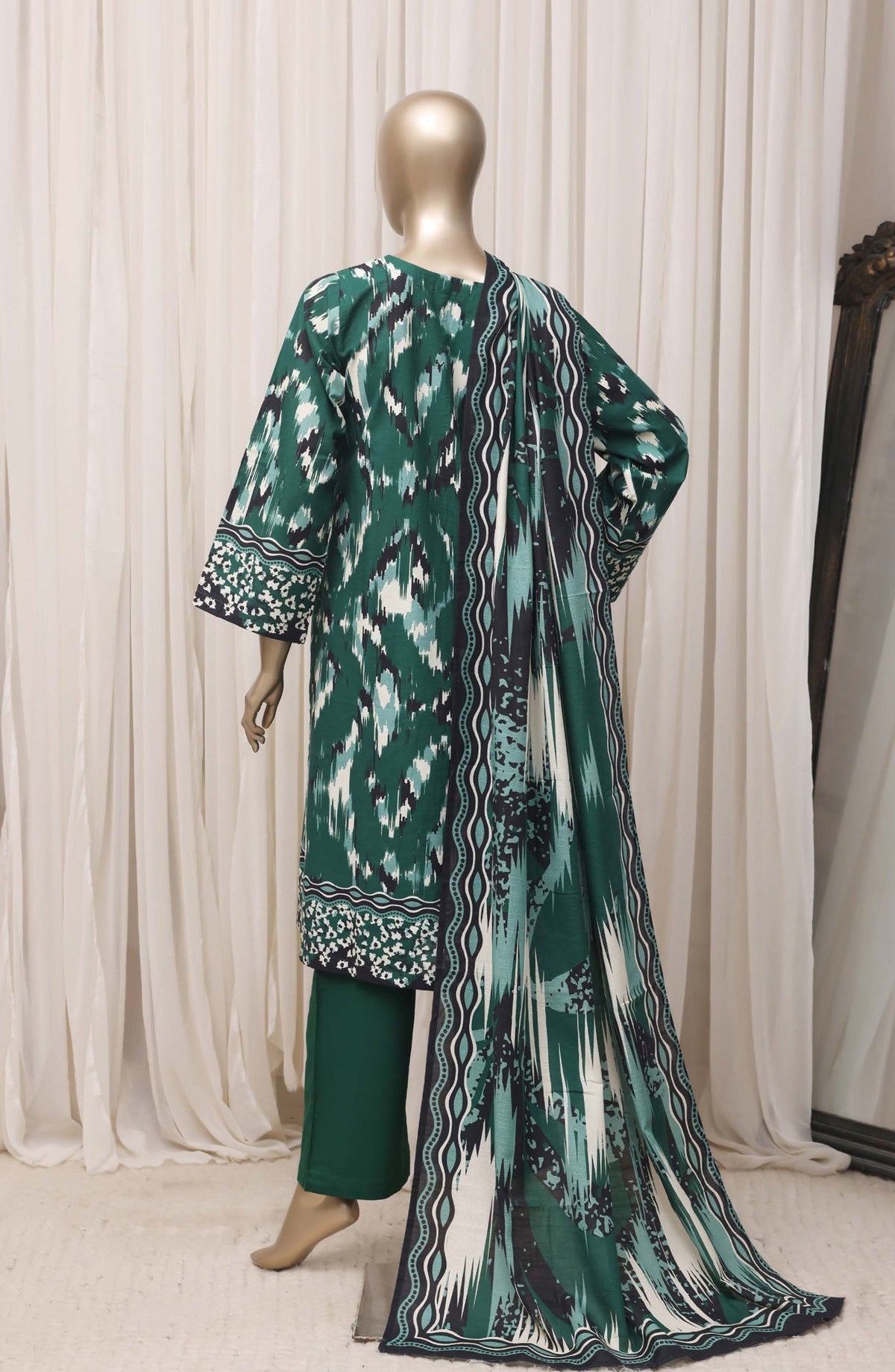 Sadabahar Printed Khaddar Stitched 3 Piece Suit - D-01 - SBD26KFV - Green - Winter Collection