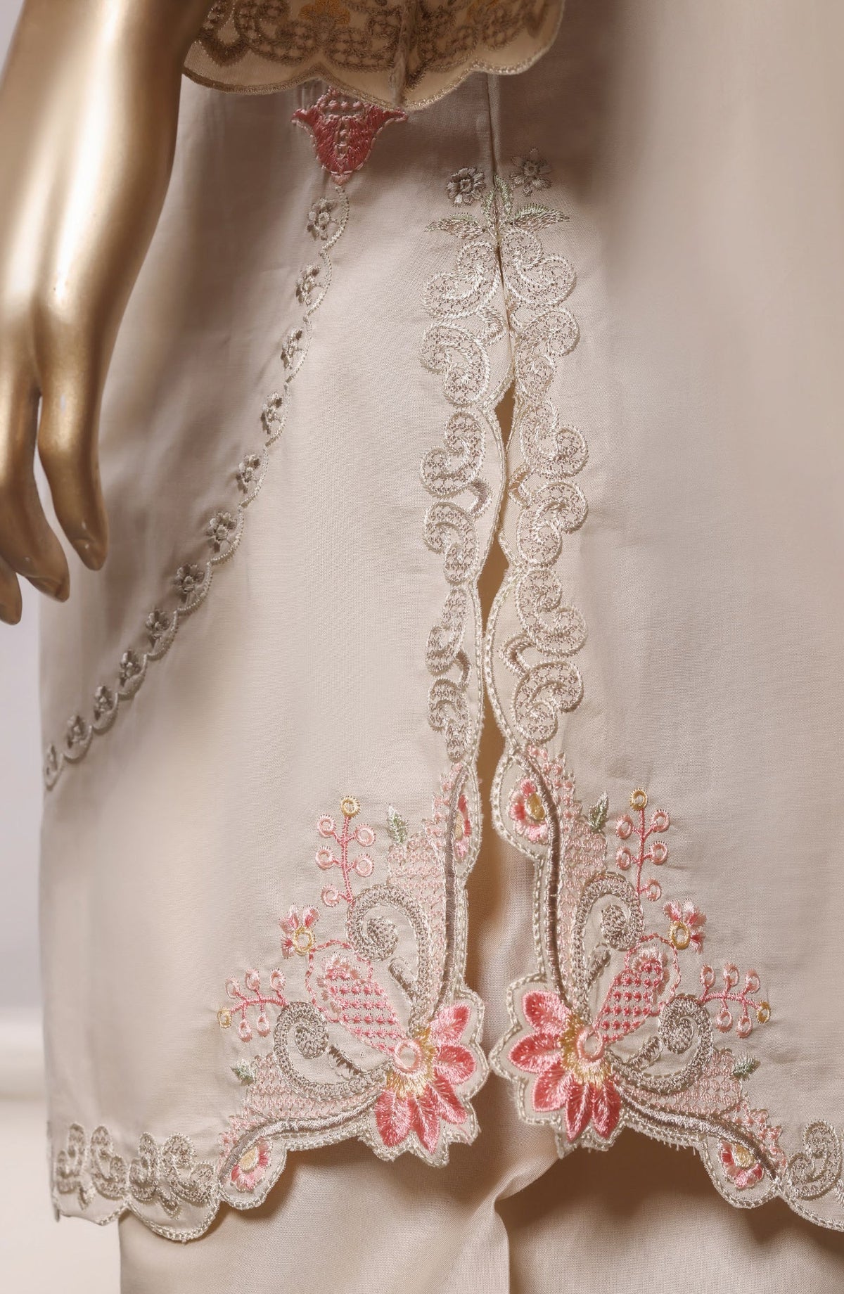 Sadabahar Eclair Embroidered Lawn Stitched 3 Piece Suit - D-06 - SBD26CTR - Beige - Summer Collection