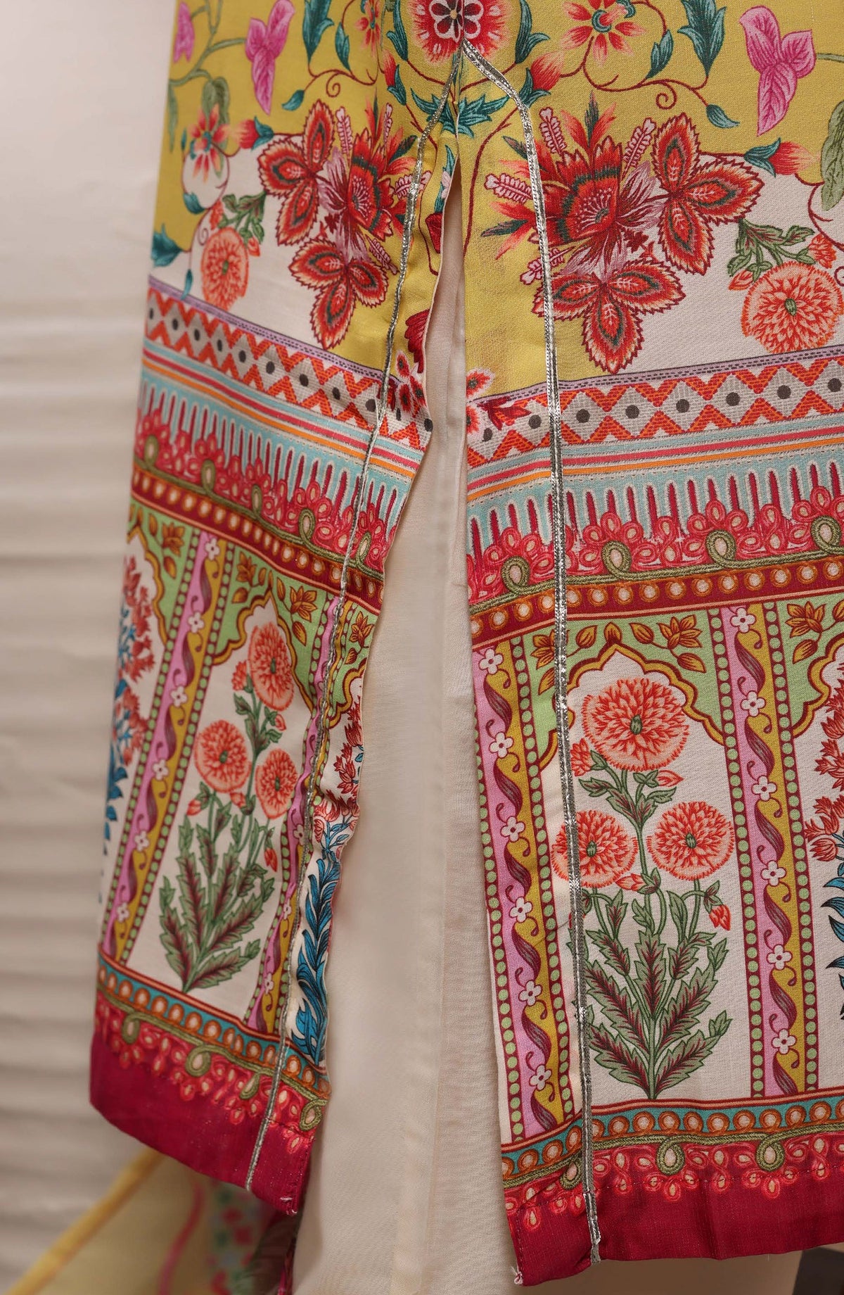 Sadabahar Printed Chamti Cotton Stitched Kaftan 3 Piece Suit - D-01 - SBD26TRF - Multi - Summer Collection