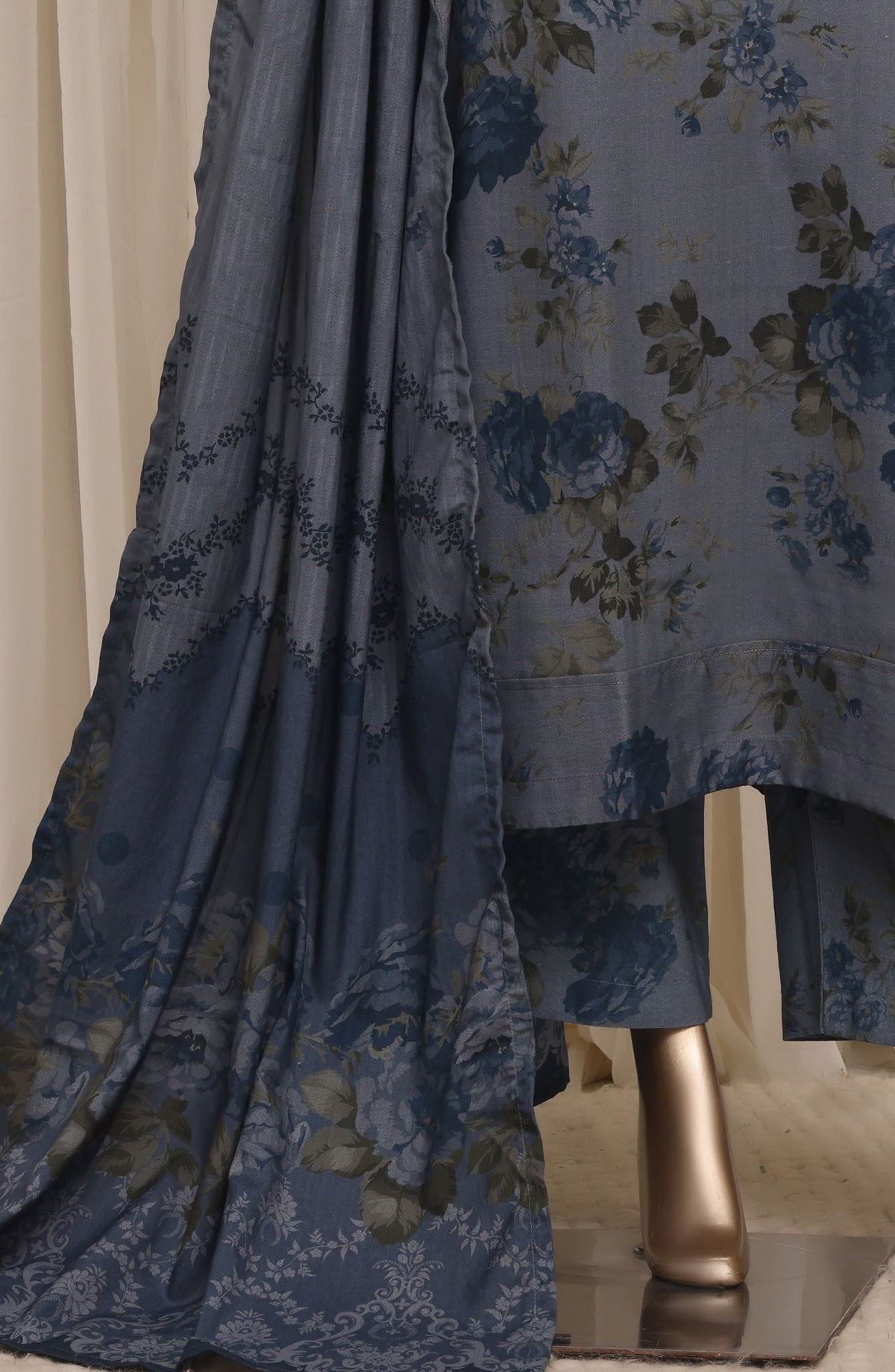 Sadabahar Printed Dhanak Stitched 3 Piece Suit - D-06 - SBD26DNK - Blue - Winter Collection