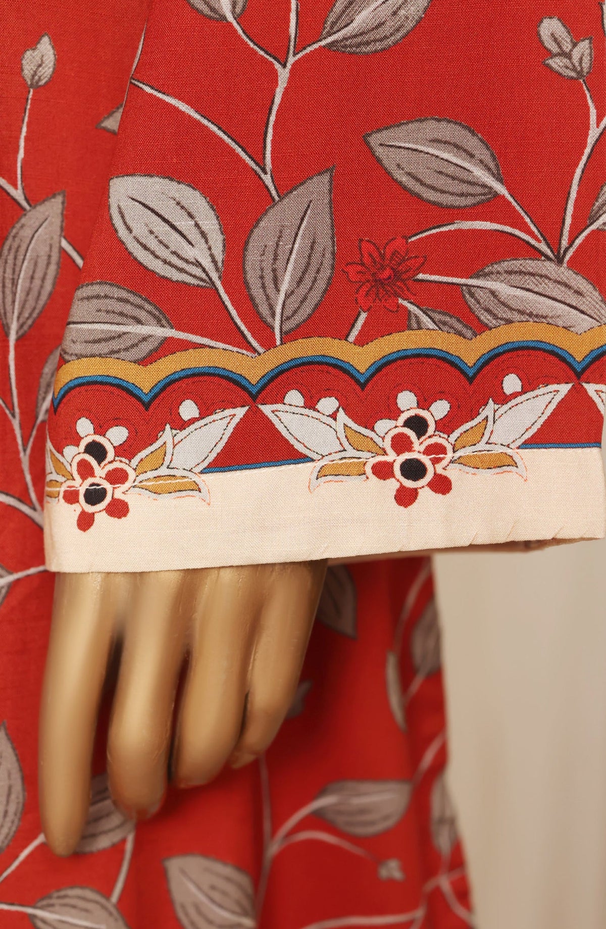 Sadabahar Printed Linen Stitched 3 Piece Suit - D-03 - SBD26LN - Red - Winter Collection