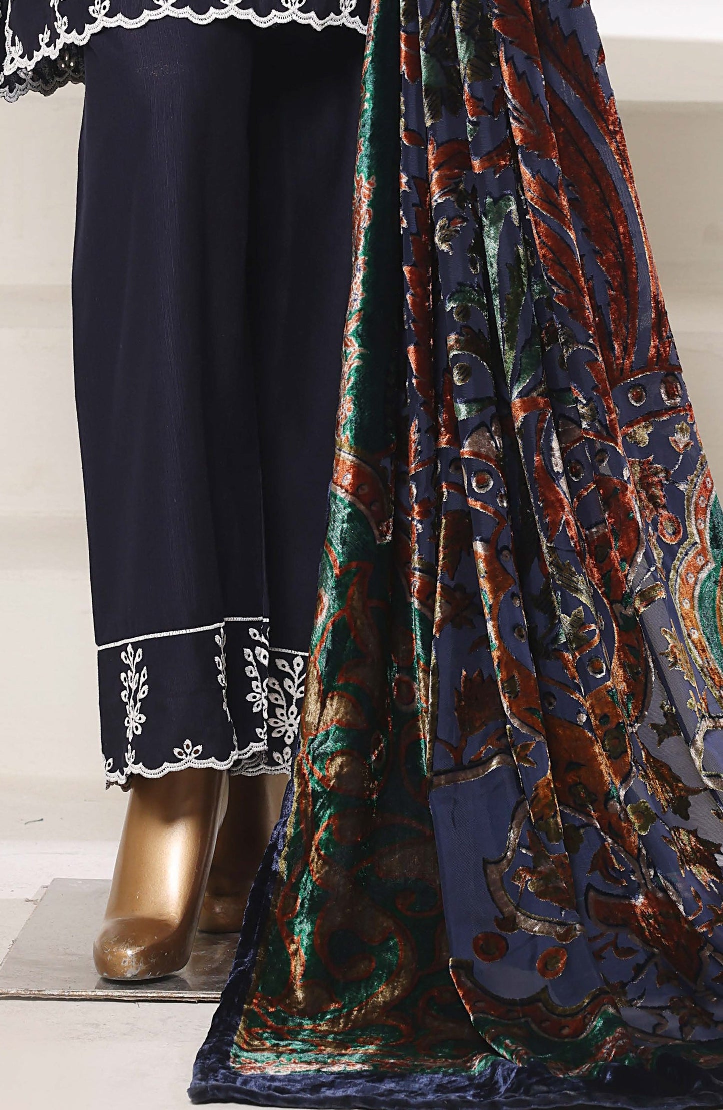Sadabahar Luxury Embroidered Khaddar Karandi Stitched 3 Piece Suit - Design-04 - SBD25KKR - Blue - Winter Collection