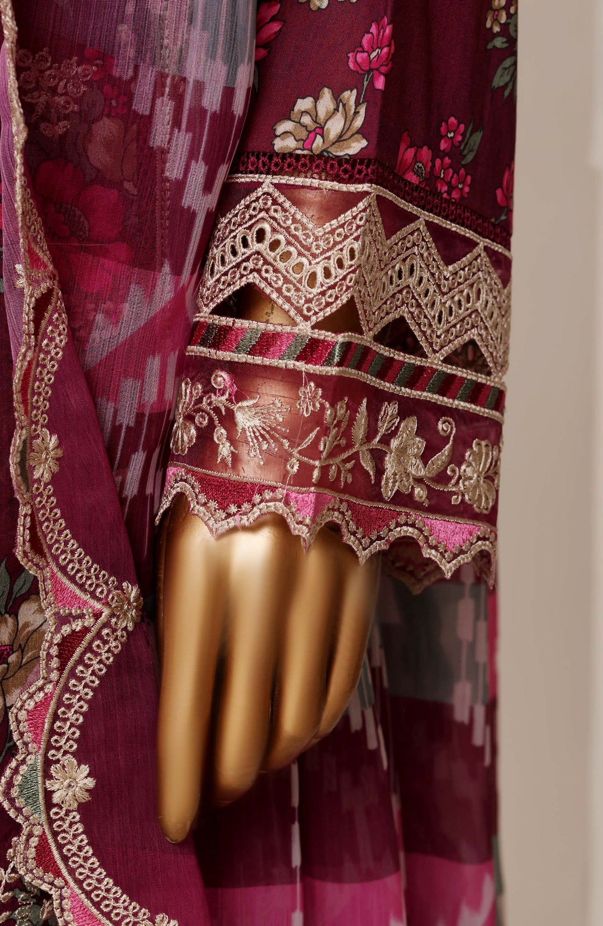 Sadabahar Signature Embroidered Stitched 3 Piece Suit - D-03 - SBD26XIT - Pink - Festive Collection
