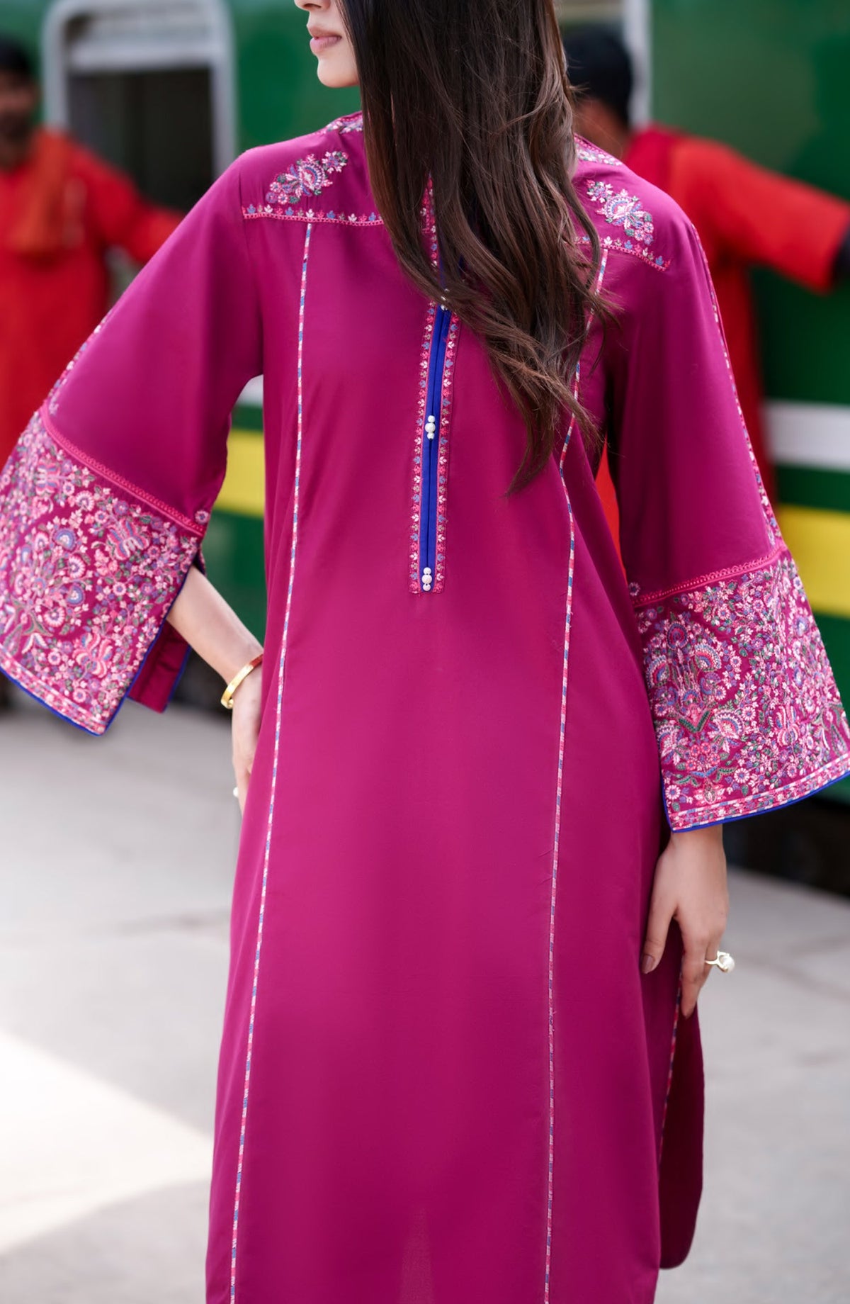 Safarnama by Casual Lite Embroidered Cotton Lawn Stitched 3 Piece Suit - Roising Bloom - CL26SFR - Pink - Summer Collection