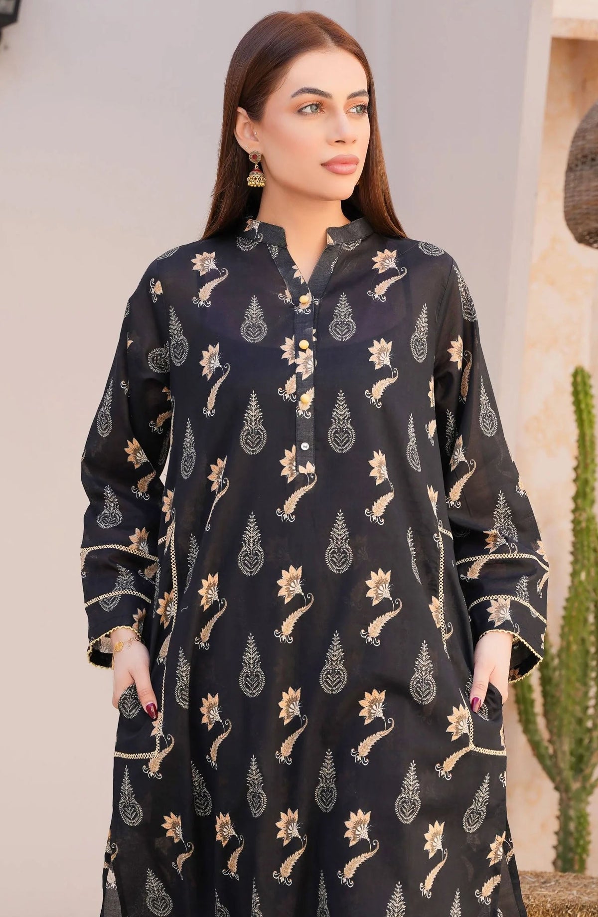 Threads N Weaves Printed Lawn Stitched 2 Piece Suit - RTWL25106 Elegant Black Floral - TNW25SPL - Black - Summer Collection