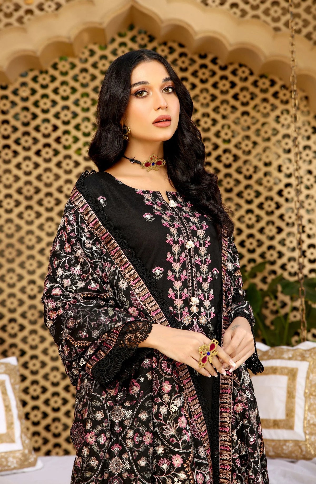 Threads N Weaves Embroidered Dhanak Unstitched 3 Piece Suit - D25101 - TNW25WD - Black - Winter Collection