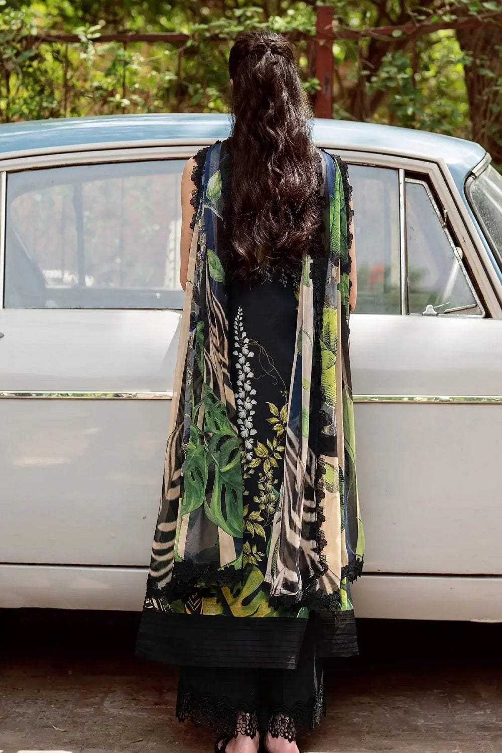 Asifa & Nabeel - Yakin - Secret Botanica Lawn - (YKL25-05) TC-1621