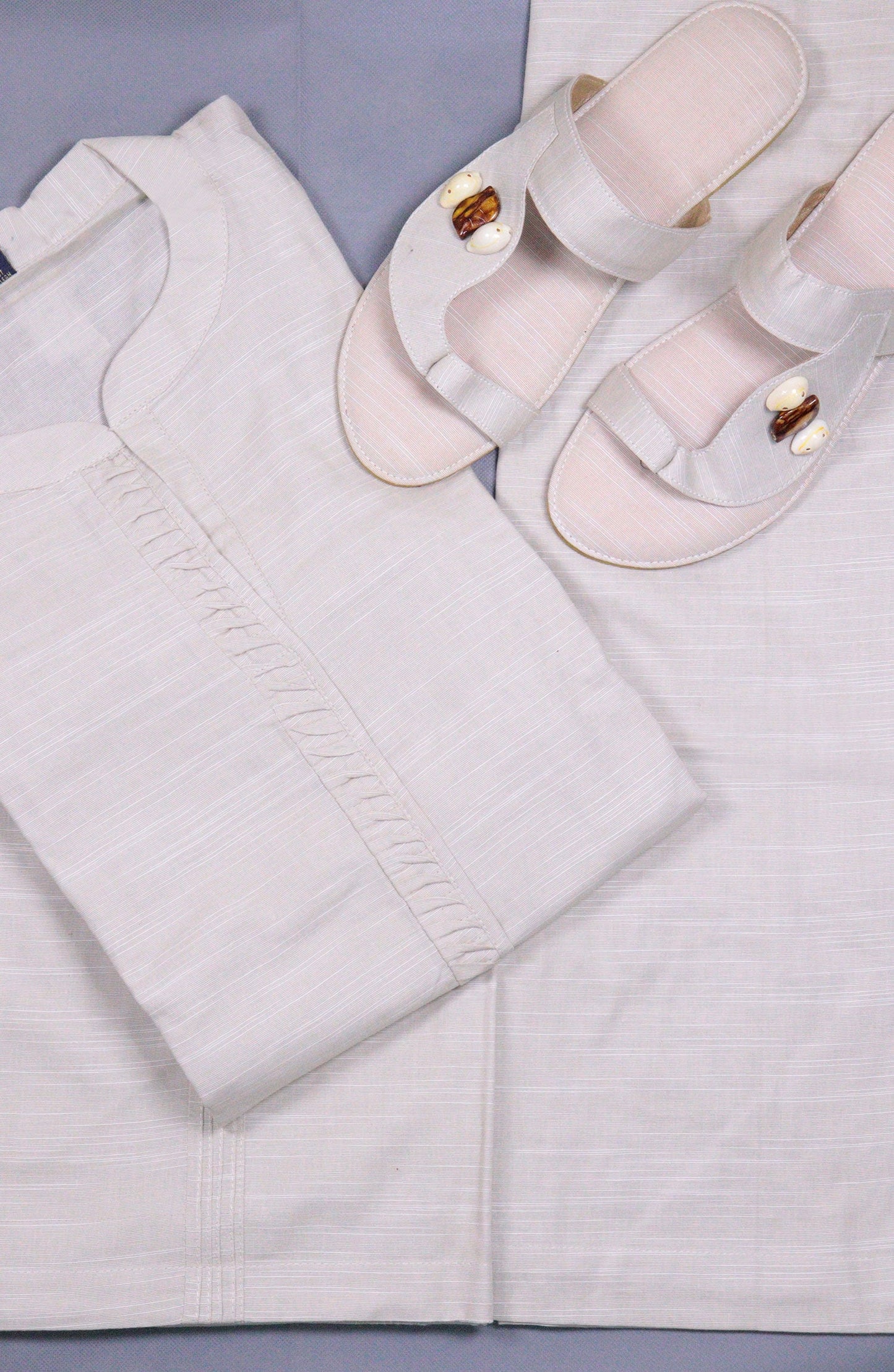 Daily Essential Luxury Khaddar 2PCs Collection-D 06 SKIN