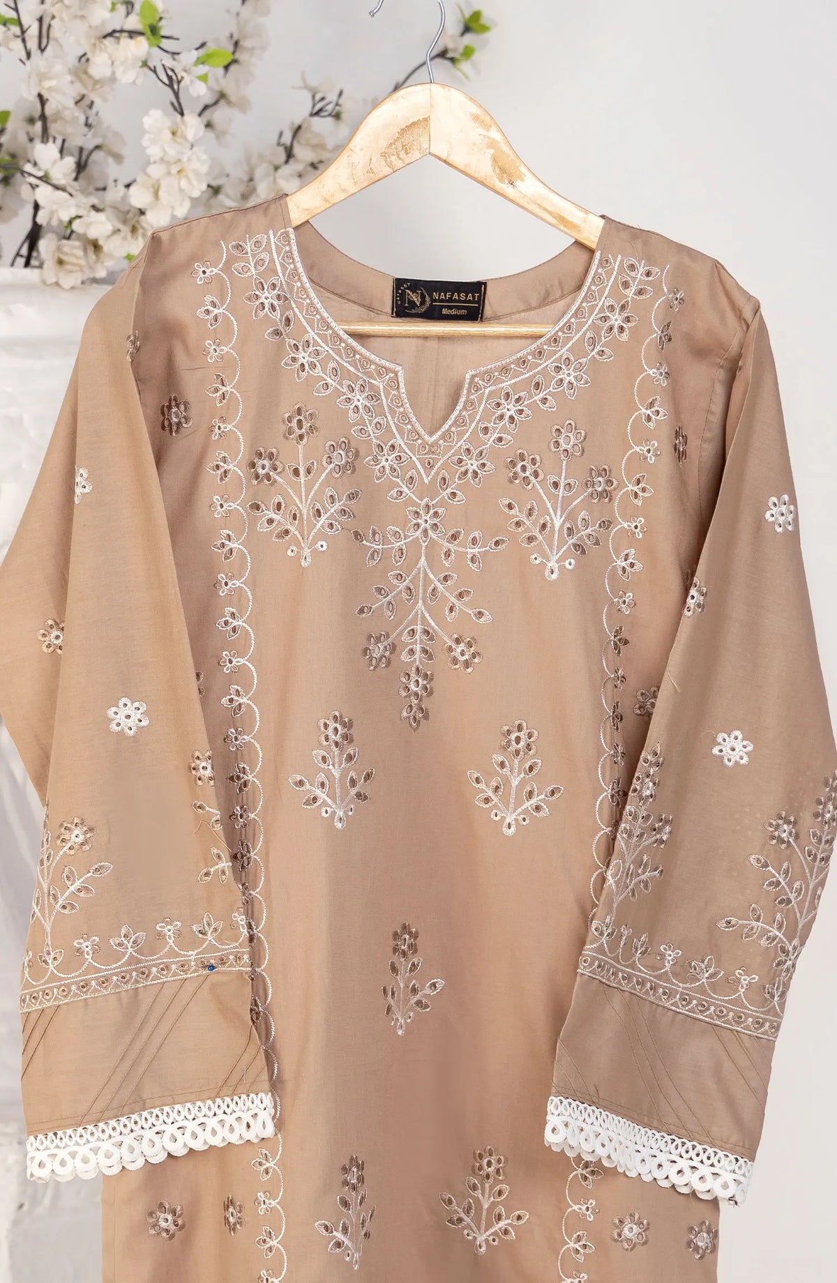 Andaaz Lawn Embroidered Shirts BY Nafasat - Design 09