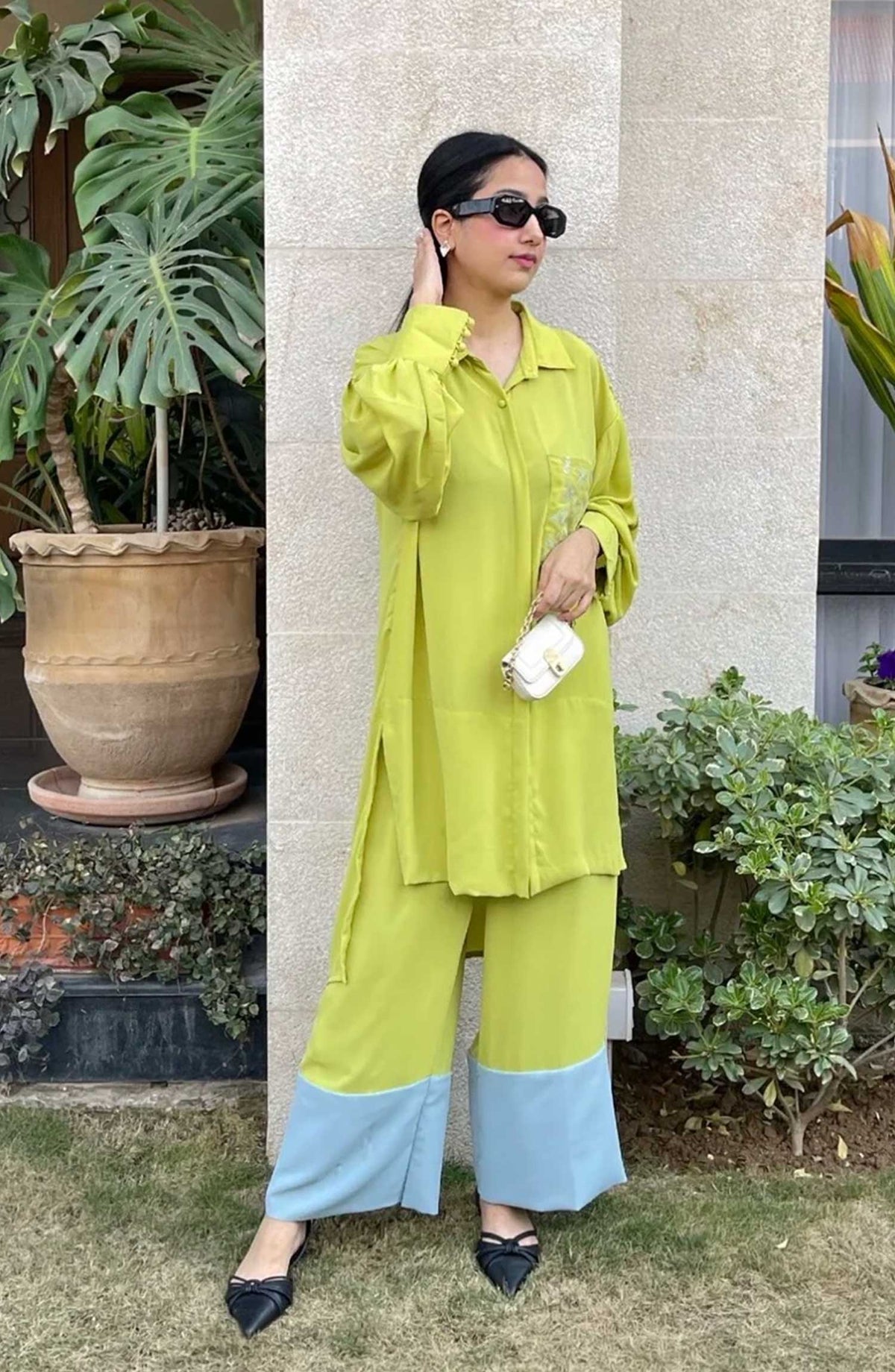Hues Atelier Casual Grip Stitched 2 Piece - Lime Daisey - HA25BP - Light Lime - Casual Collection