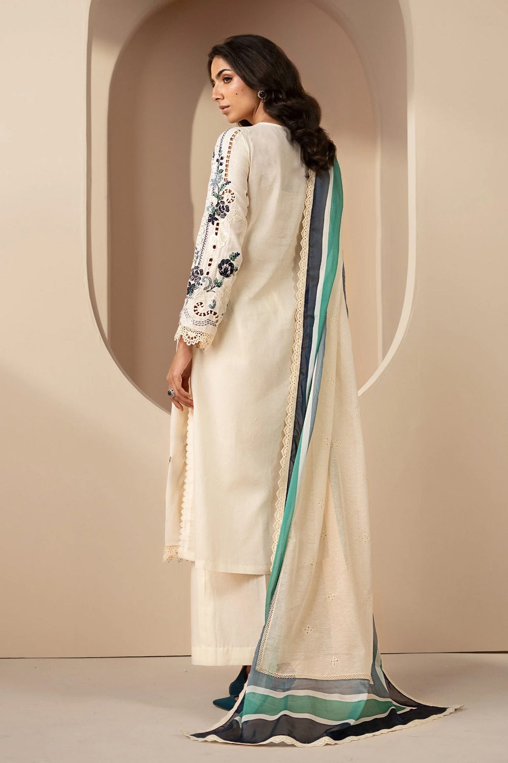 Maria.B. Luxury Embroidered Lawn Eid Edit'26 - D-2609-B - TC-1628