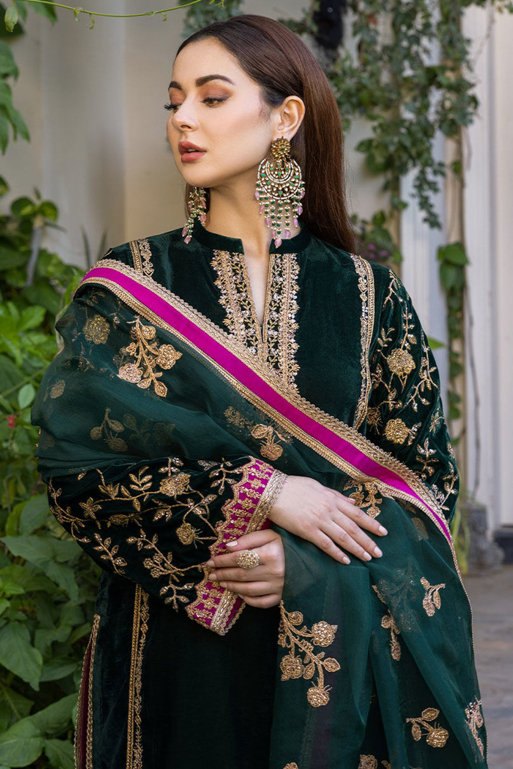Zainab Chottani - Velvet Collection'24 - PAREESHAY - TC-267