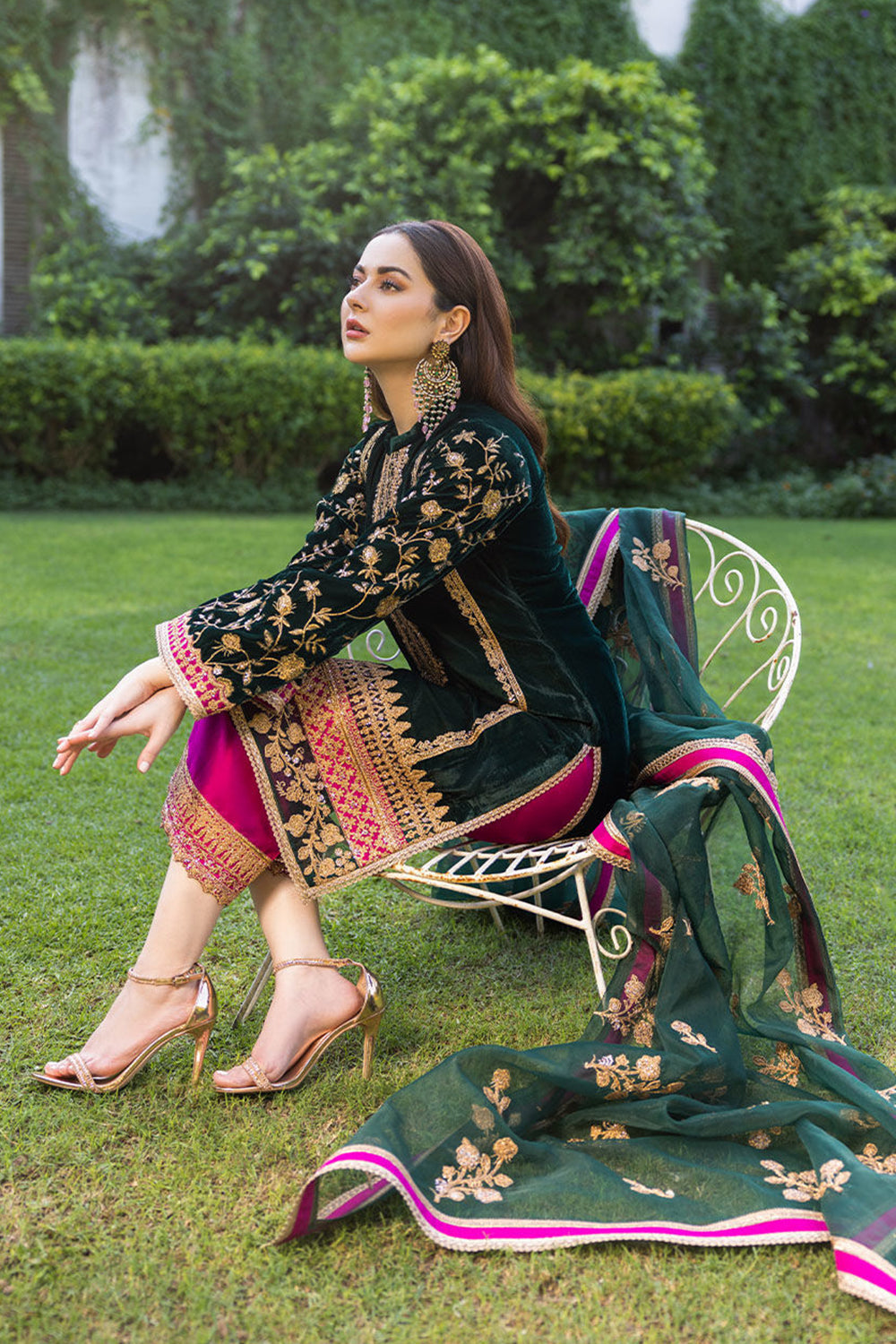 Zainab Chottani - Velvet Collection'24 - PAREESHAY - TC-267