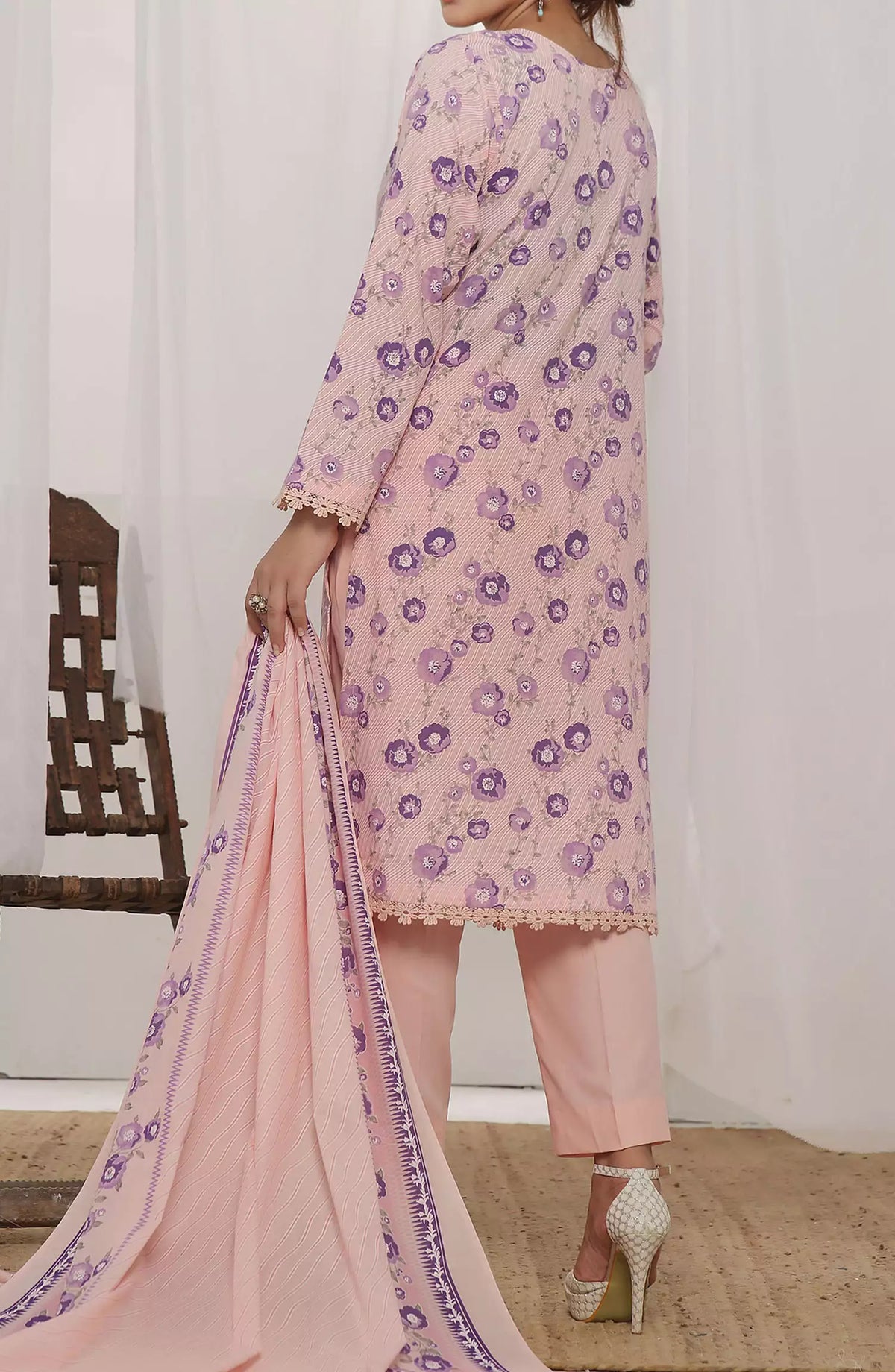 Amna Khadija Wrinkle Free Print Collection Vol 22 - D 1135 D