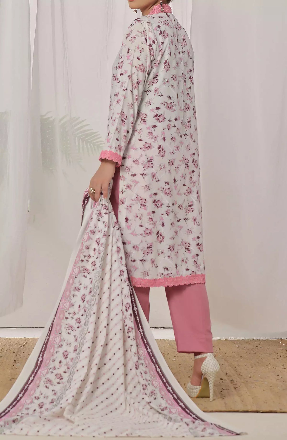 Amna Khadija Wrinkle Free Print Collection Vol 22 - D 1137 A