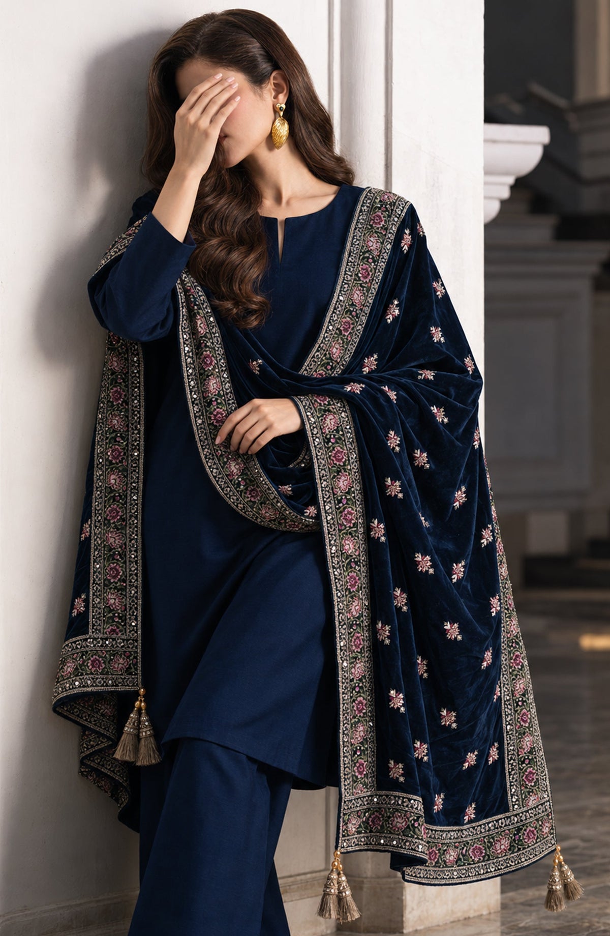 Amna Khadija Mehraab Luxury Embroidered Velvet Shawl - AKM-03 - AM26MHR - Blue - Winter Collection