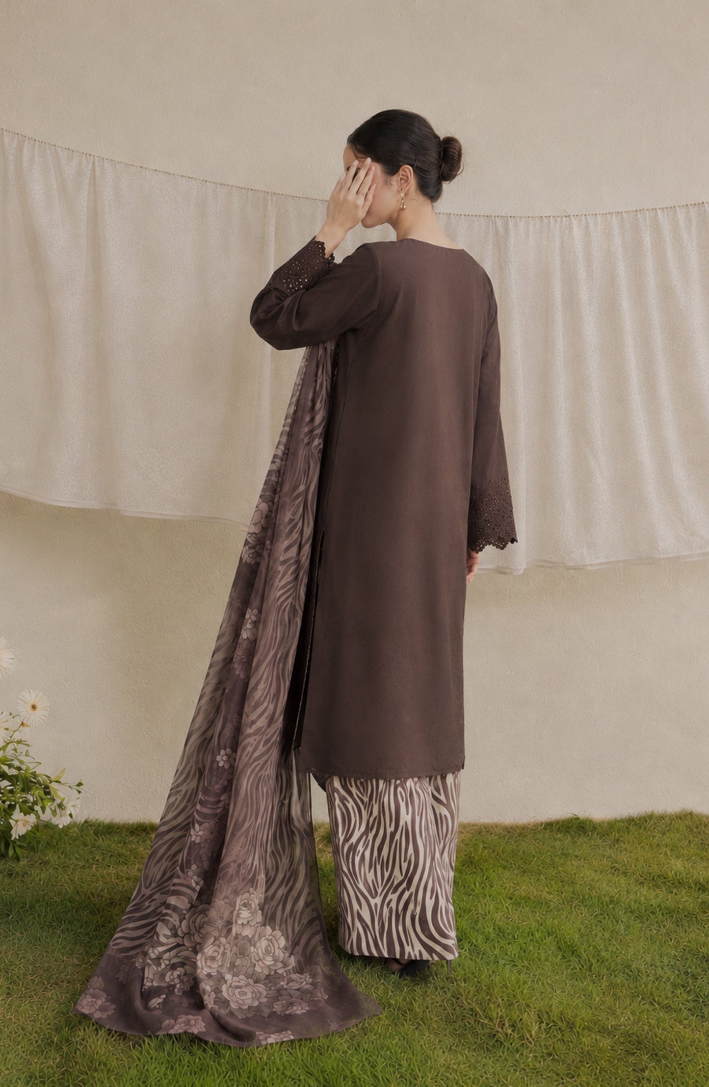 Amna Khadija Bella Doria Chikankari Lawn Unstitched 3 Piece Suit - AKBD-16 - AM26UBD - Brown - Summer Collection