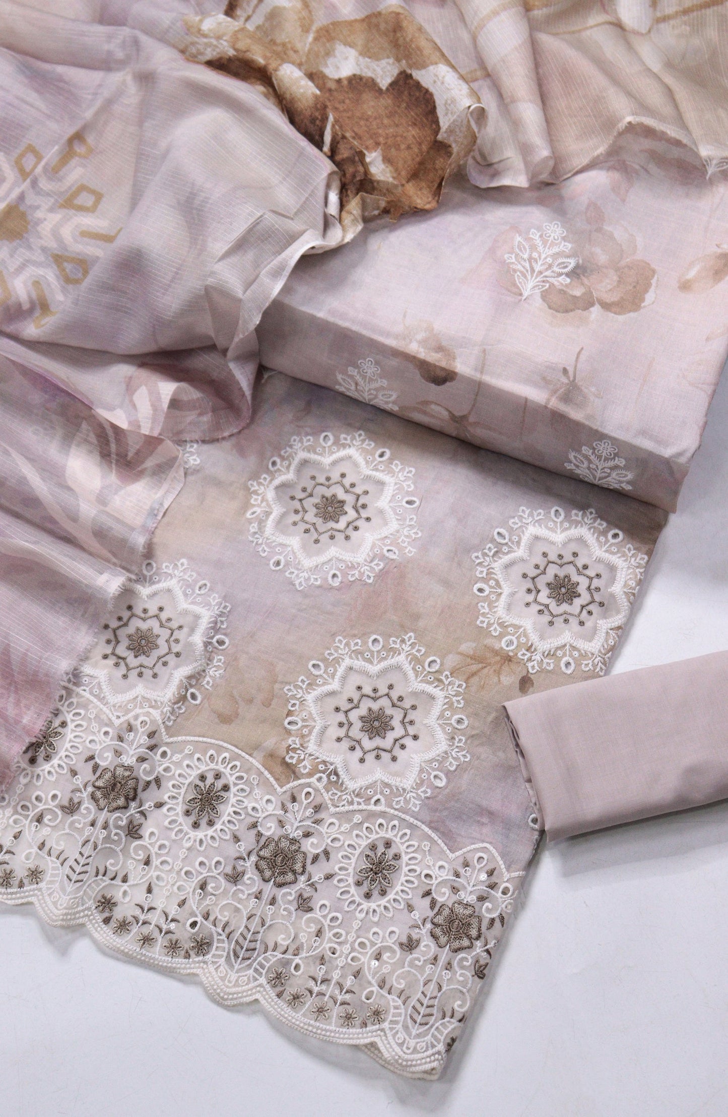 Amna Khadija Fancy Embroidered Lawn Unstitched 3 Piece Suit - EFU-03 - AM26FNC - Purple - Summer Collection
