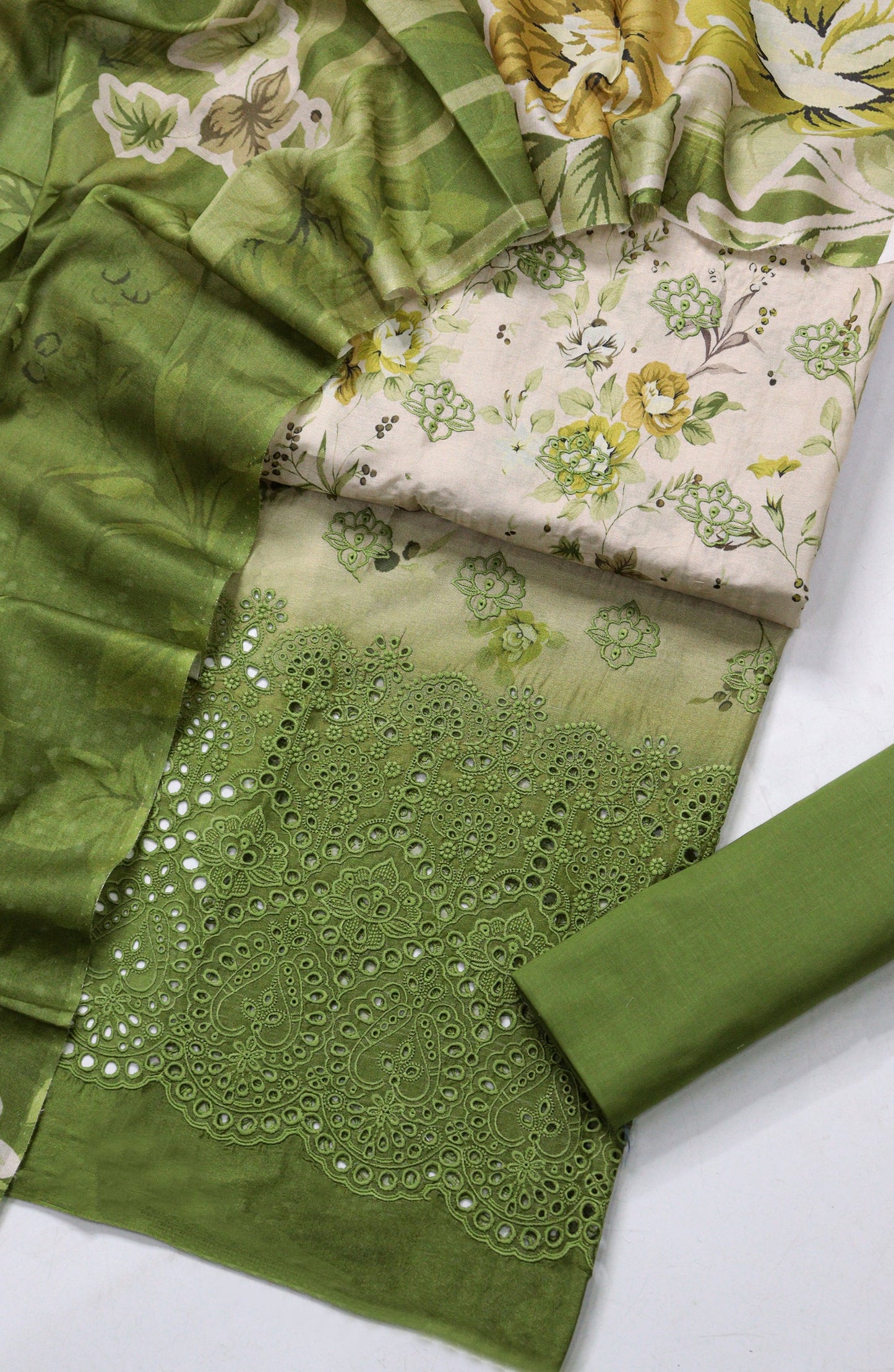 Amna Khadija Fancy Embroidered Lawn Unstitched 3 Piece Suit - D-06 - AM26FNC - Green - Summer Collection