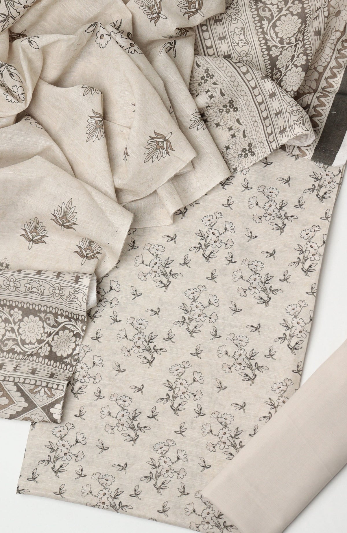 Amna Khadija Printed Lawn Unstitched 3 Piece Suit - MD-01 - AM26MTHR - Light Brown - Summer Collection