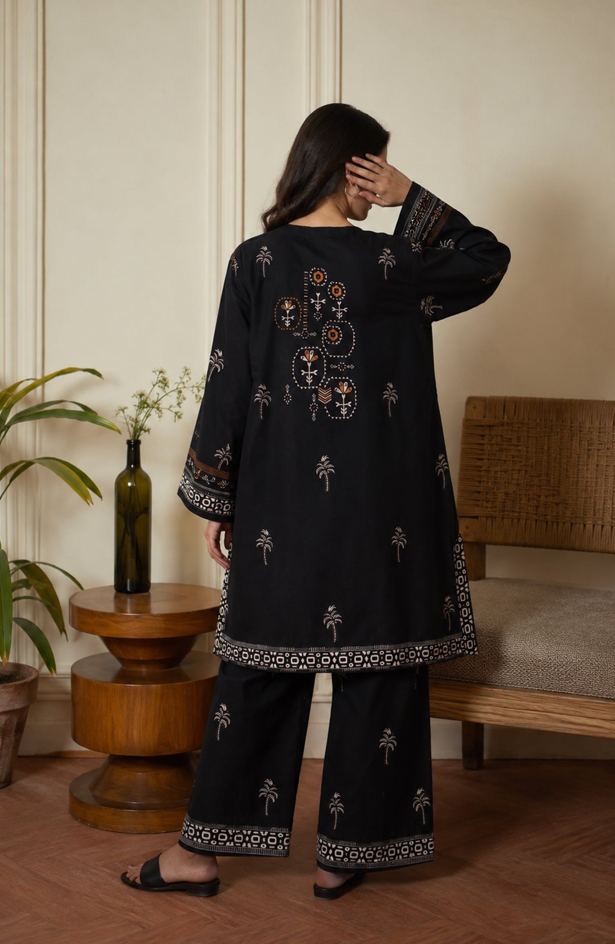 Amna Khadija Rozana Printed Polly Silk Stitched 2 Piece Co-ord Set - AKR-02 - AM26ROZN - Black - Summer Collection