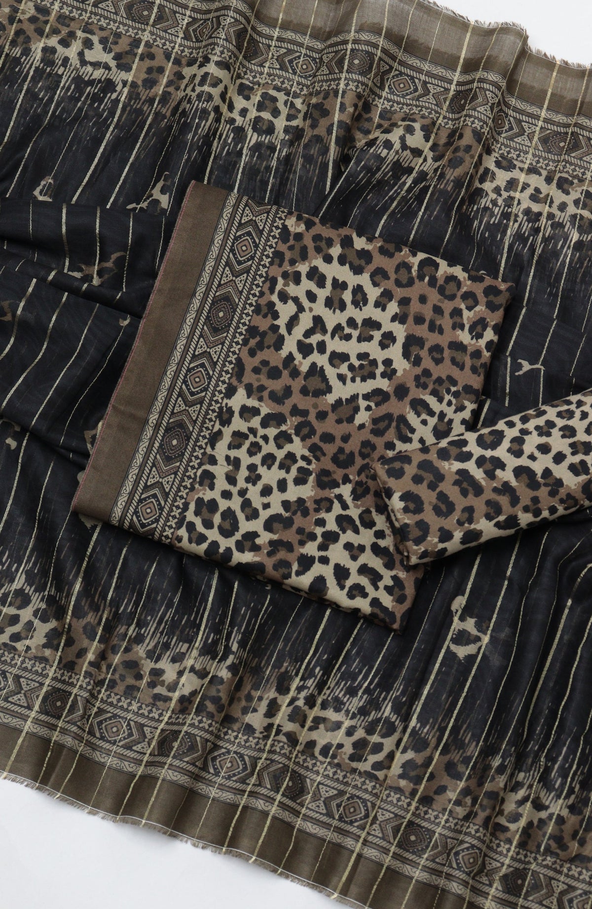 Bin Saeed Printed Cotton Unstitched 3 Piece Suit - D-05 - BS26NHT - Black - Summer Collection