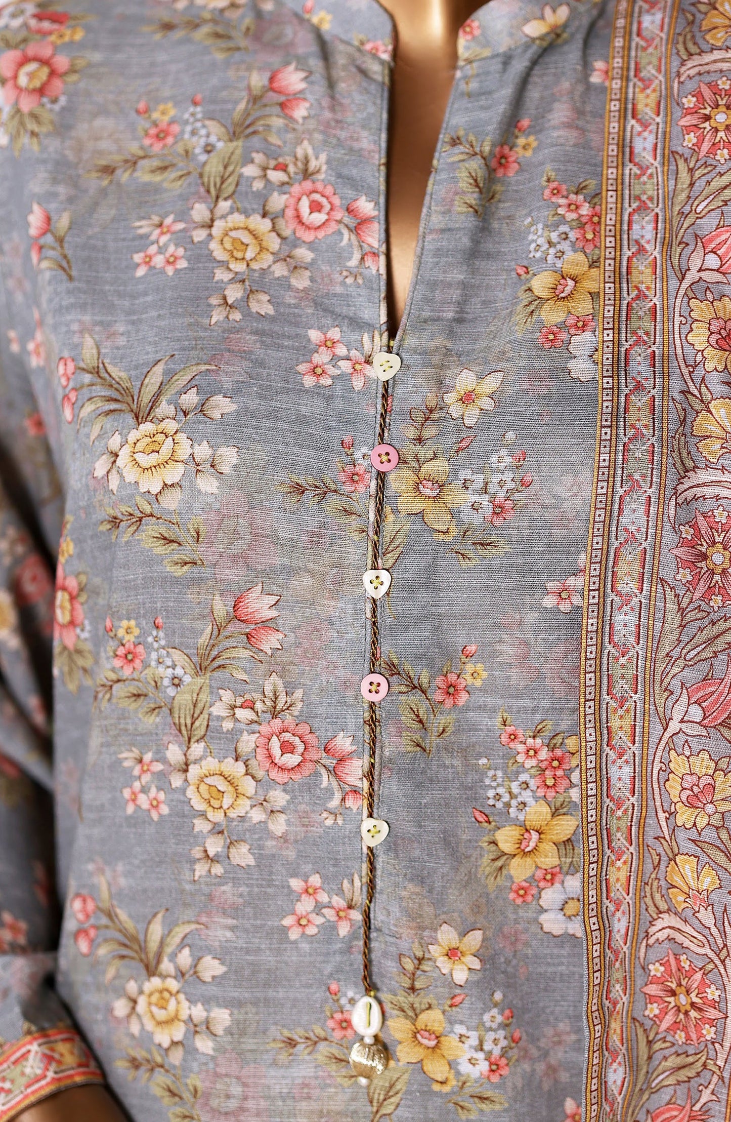 Bin Saeed Printed Khaddar Stitched 3 Piece Suit - Design-01 - BS25PKD - Grey - Winter Collection