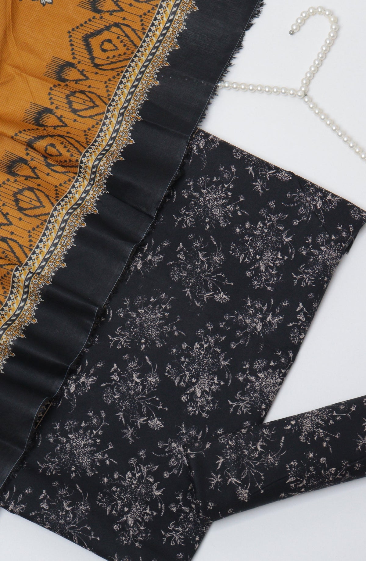 Bin Saeed Printed Cotton Unstitched 3 Piece Suit - D-08 - BS26PRTH - Black - Summer Collection