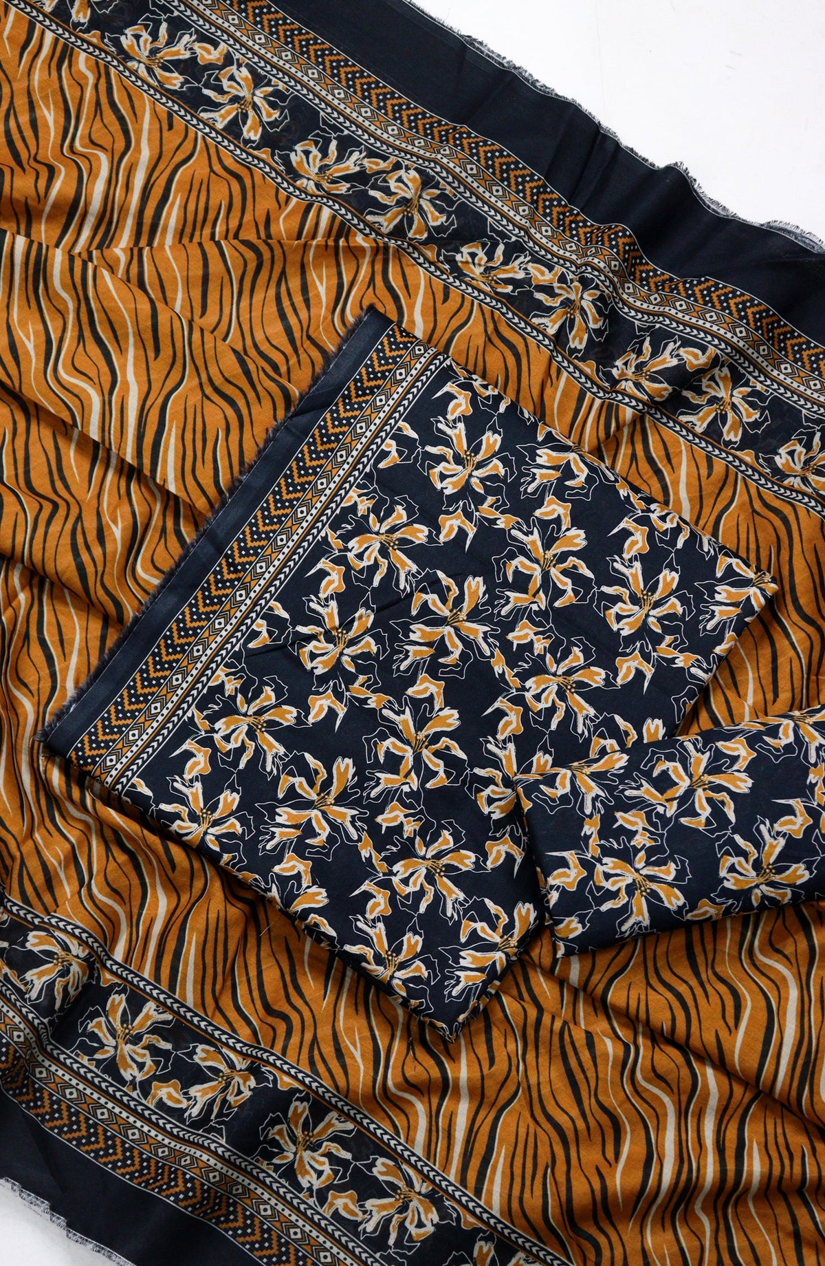 Bin Saeed Printed Lawn Unstitched 3 Piece Suit - Design-12 - BS26PR - Black - Summer Collection