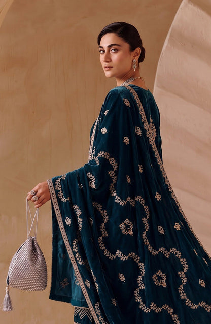 Chanchal by Amna Khadija Embroidered Velvet Unstitched 3 Piece Suit - D-04 - AM26CNL - Blue - Winter Collection