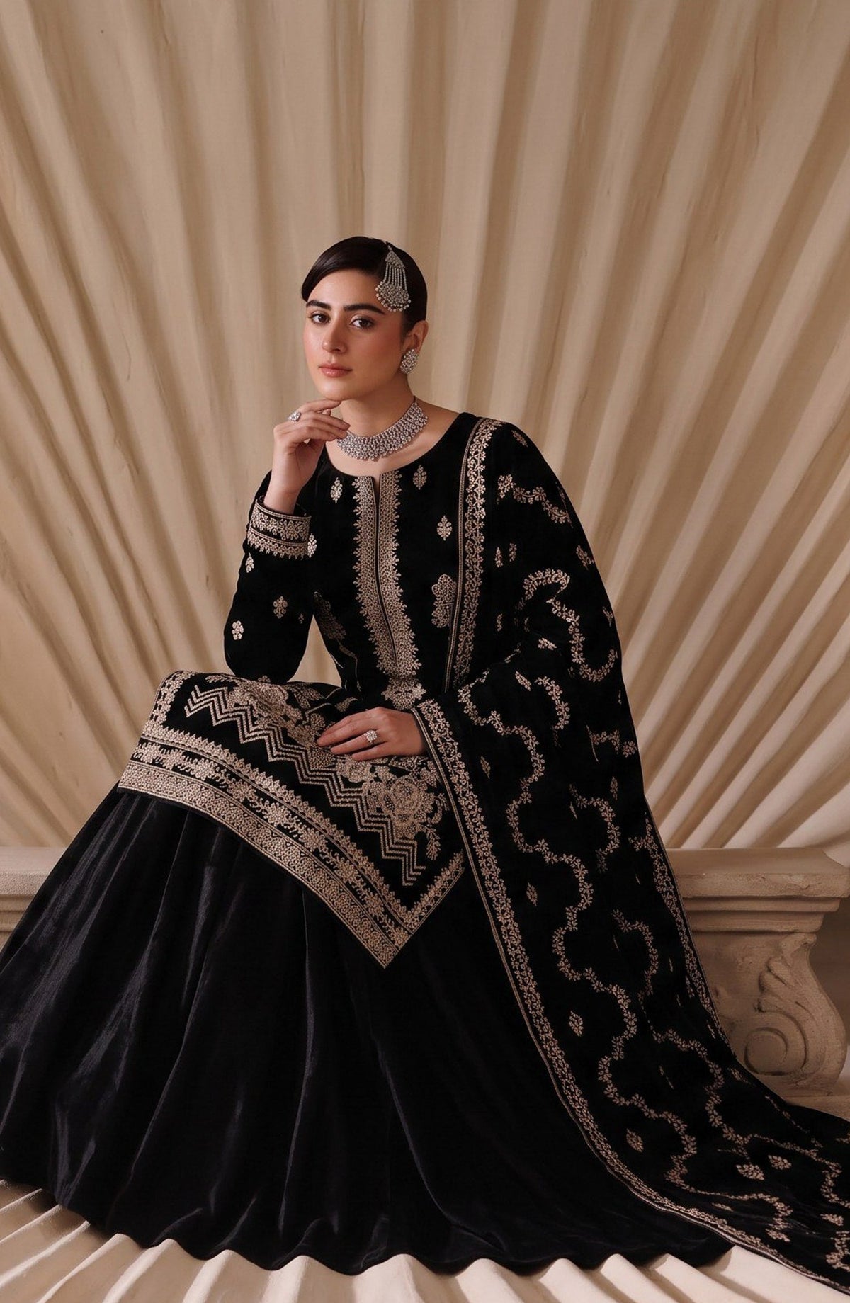 Chanchal by Amna Khadija Embroidered Velvet Unstitched 3 Piece Suit - D-06 - AM26CNL - Black - Winter Collection
