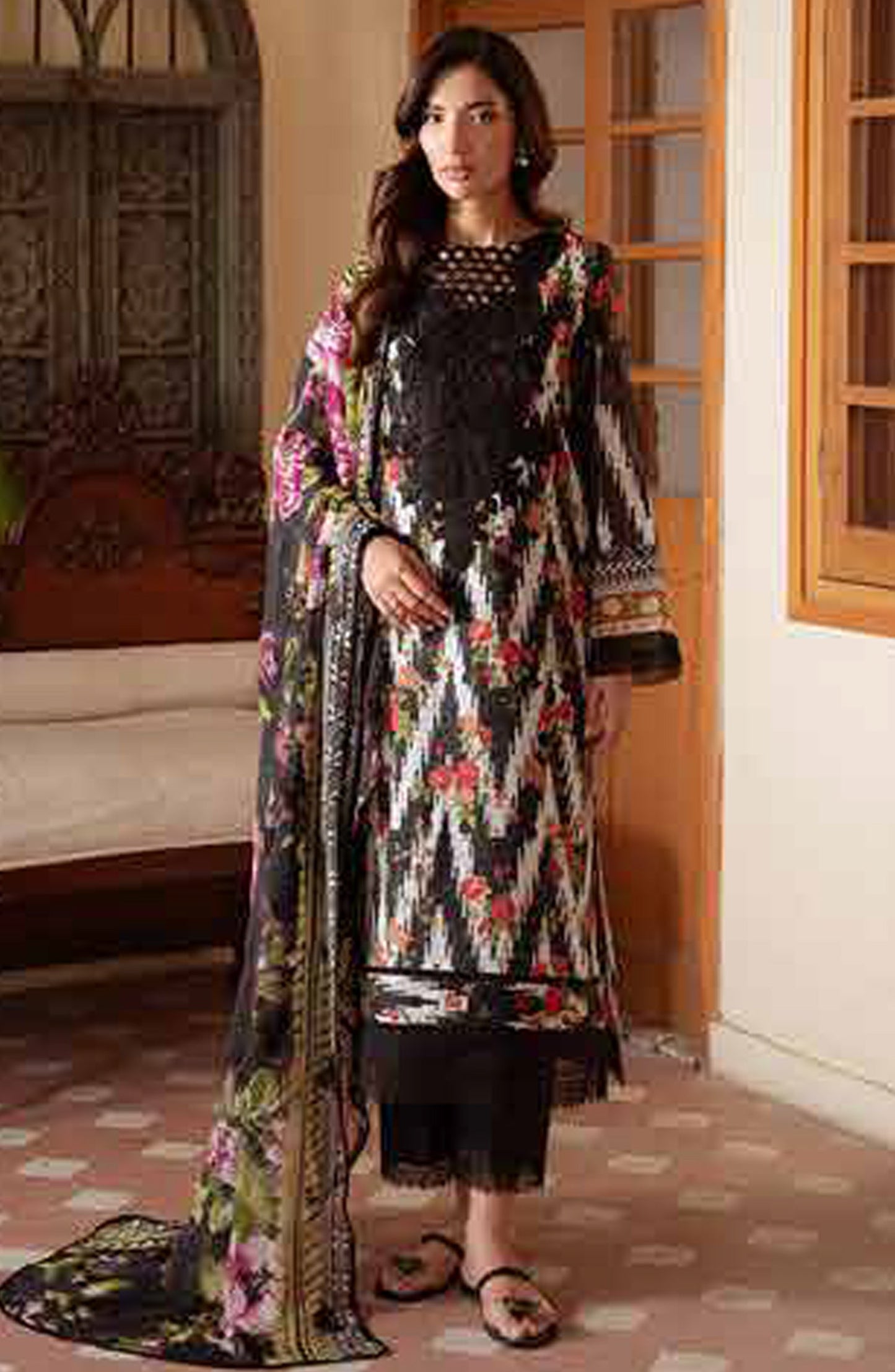 Daria Embroidered Lawn Unstitched 3 Piece Suit - DA-33 - DR26RM - Black - Ramadan Collection