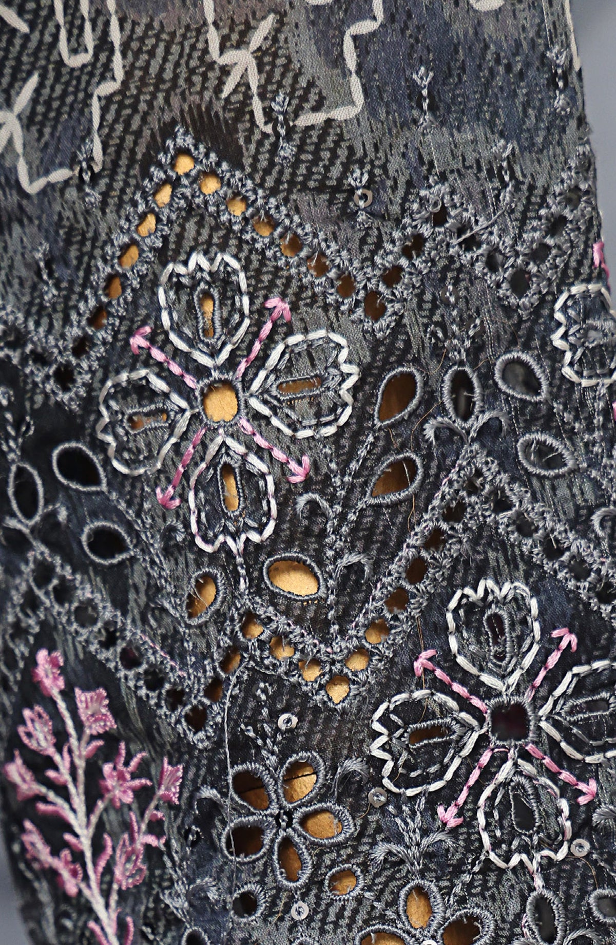 HZ Textiles Elegant Embroidered Lawn Unstitched 3 Piece Suit - D-04 - HZ26GTW - Black - Summer Collection