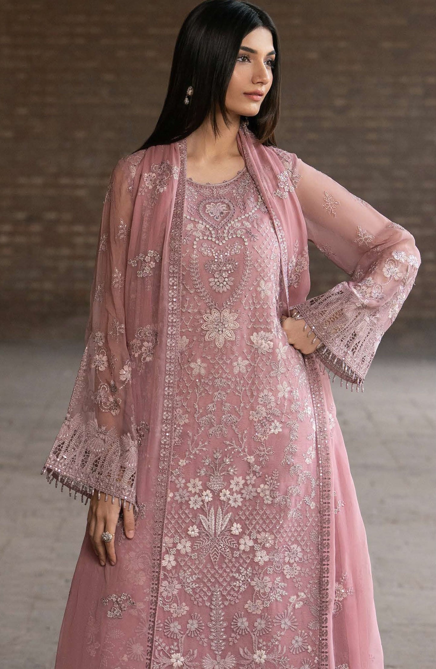 Humsafar by Lavish Premium Embroidered Chiffon Unstitched 3 Piece Suit - D-05 Floral Pink - LP26HMS - Luxury Collection