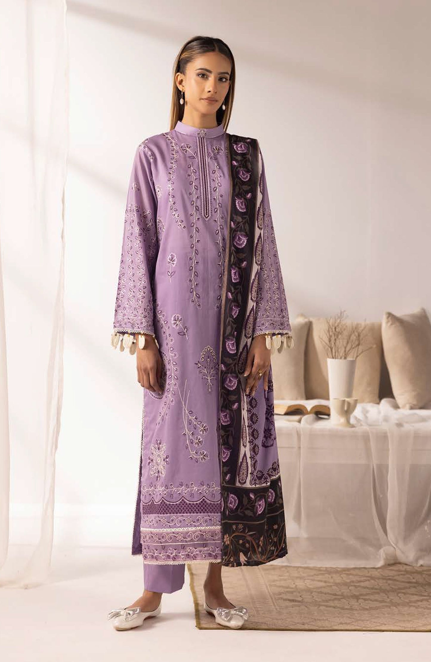 Ibtida by Al Karim Embroidered Lawn Unstitched 3 Piece Suit - IK-313 - AK26TDA - Purple - Summer Collection