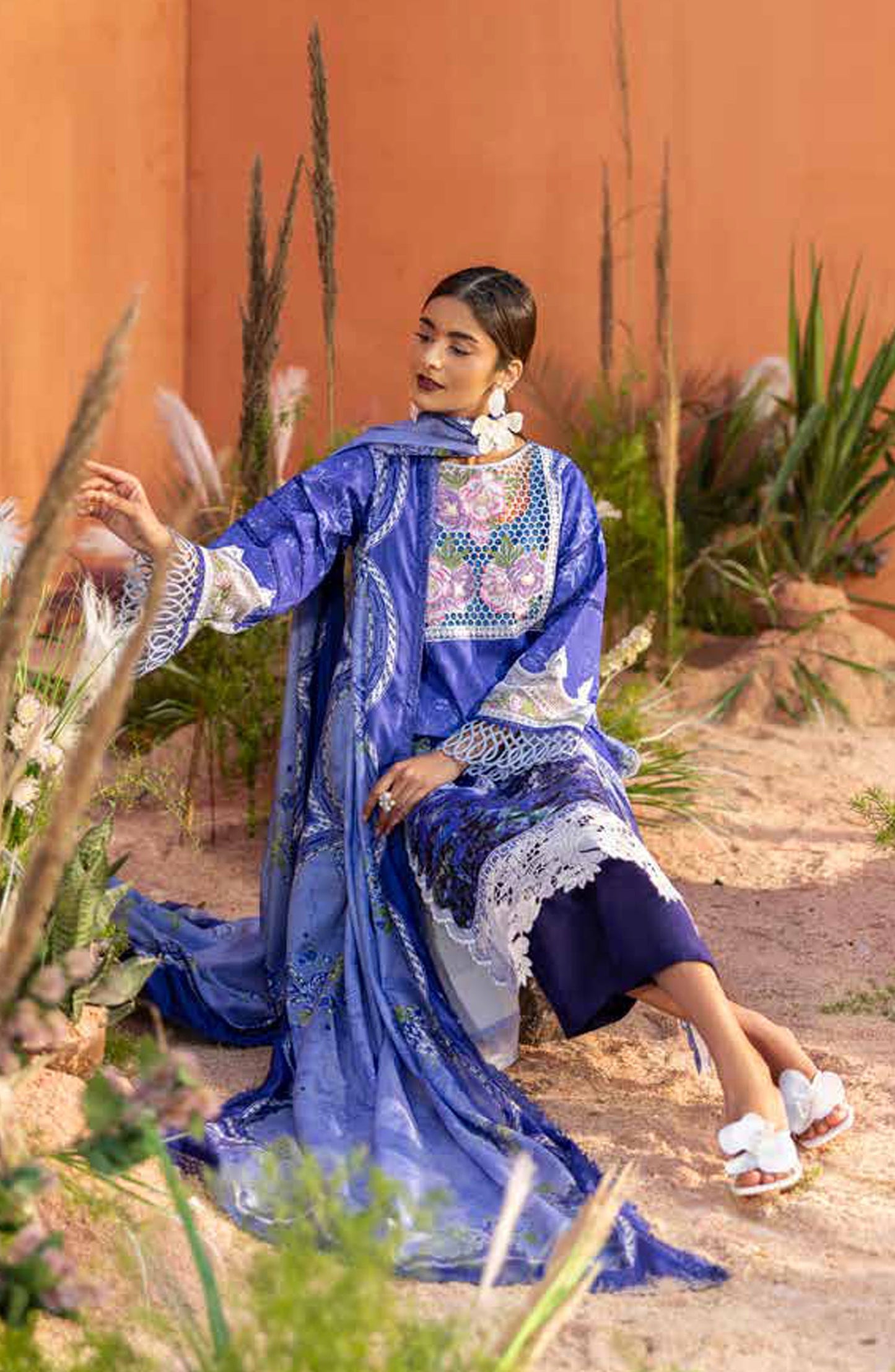 Ivy Bloom by Parishay Embroidered Lawn Unstitched 3 Piece Suit - IB-08 - PS26VB - Blue - Summer Collection