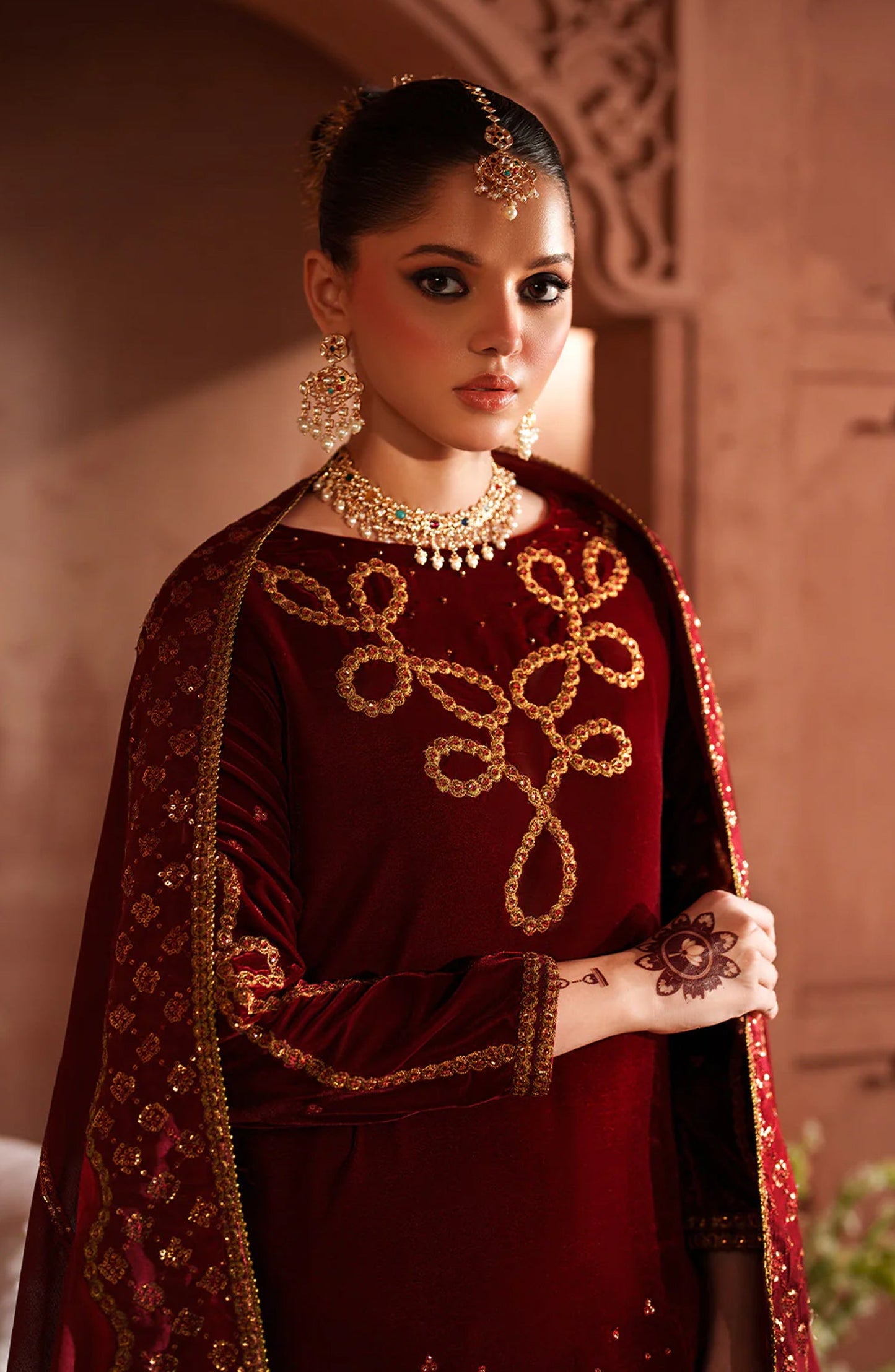 Iznik Raagni Formals Embroidered Velvet Unstitched 3 Piece Suit - IV-58 - IZN25RGN - Maroon - Winter Collection