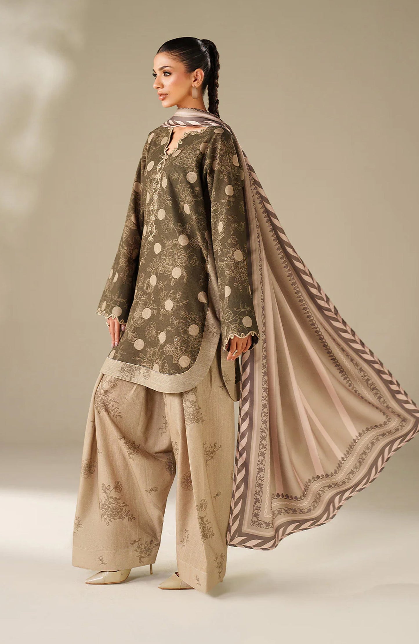 Iznik Embroidered Khaddar Unstitched 3 Piece Suit - UE-565 - IZN25KHD - Olive Branch - Winter Collection