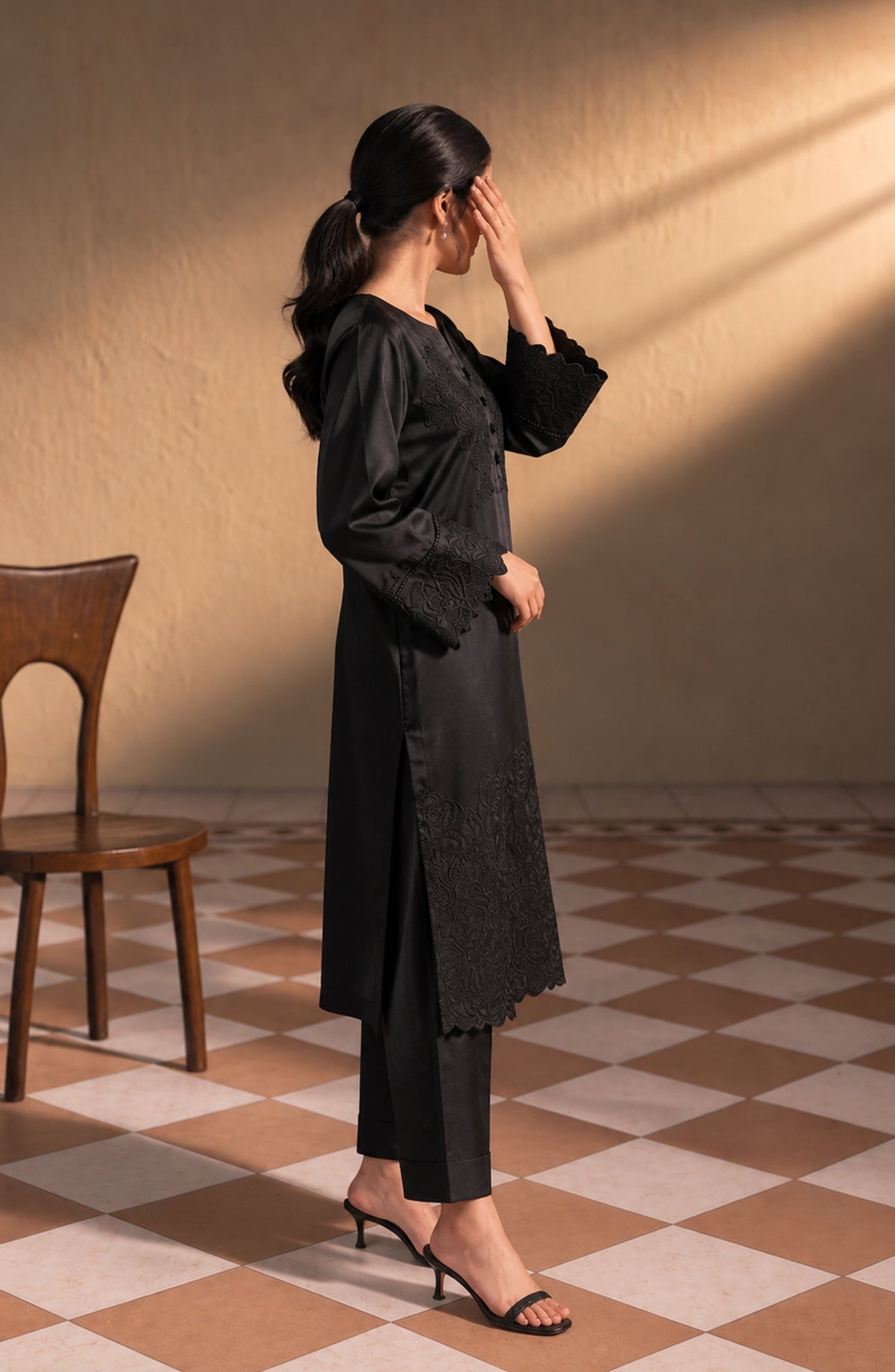 Jannah Noe by Amna Khadija Embroidered Silk Stitched 2 Piece Co-ord Set - JNLS-27 - AM26OEN - Black - Summer Collection