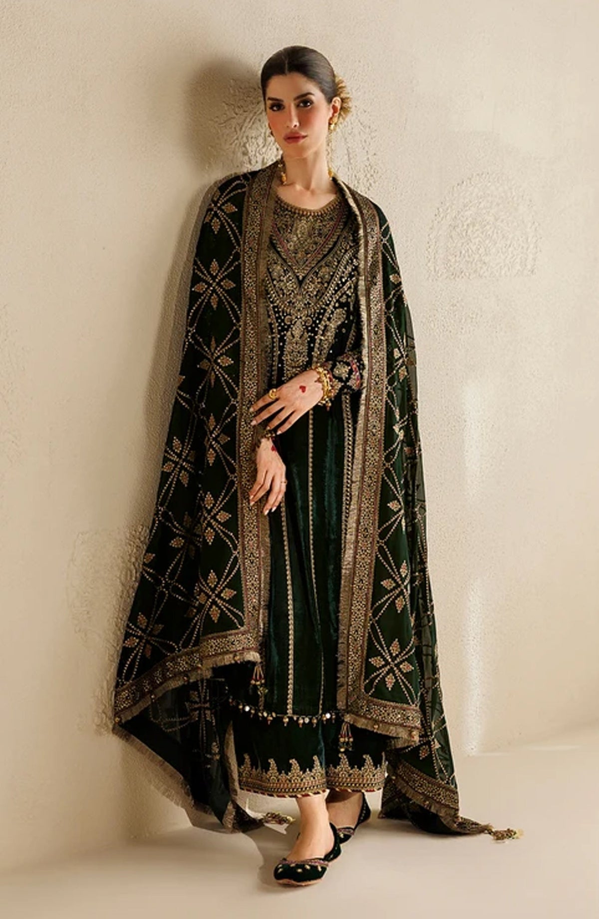 Jazmin Chandni Embroidered Velvet Unstitched 3 Piece Suit - D07 - JZ26CD - Green - Winter Collection