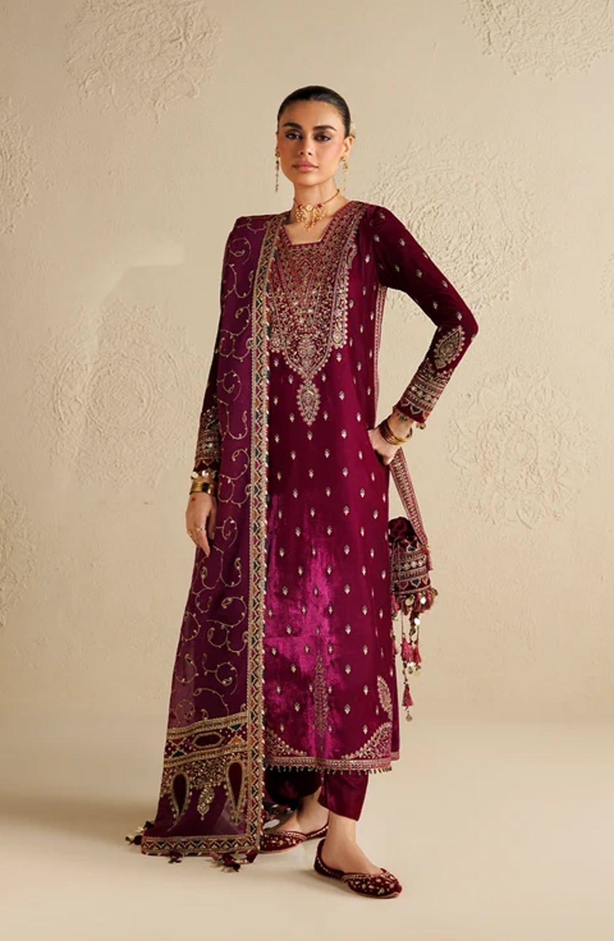 Jazmin Chandni Embroidered Velvet Unstitched 3 Piece Suit - D12 - JZ26CD - Pink - Winter Collection